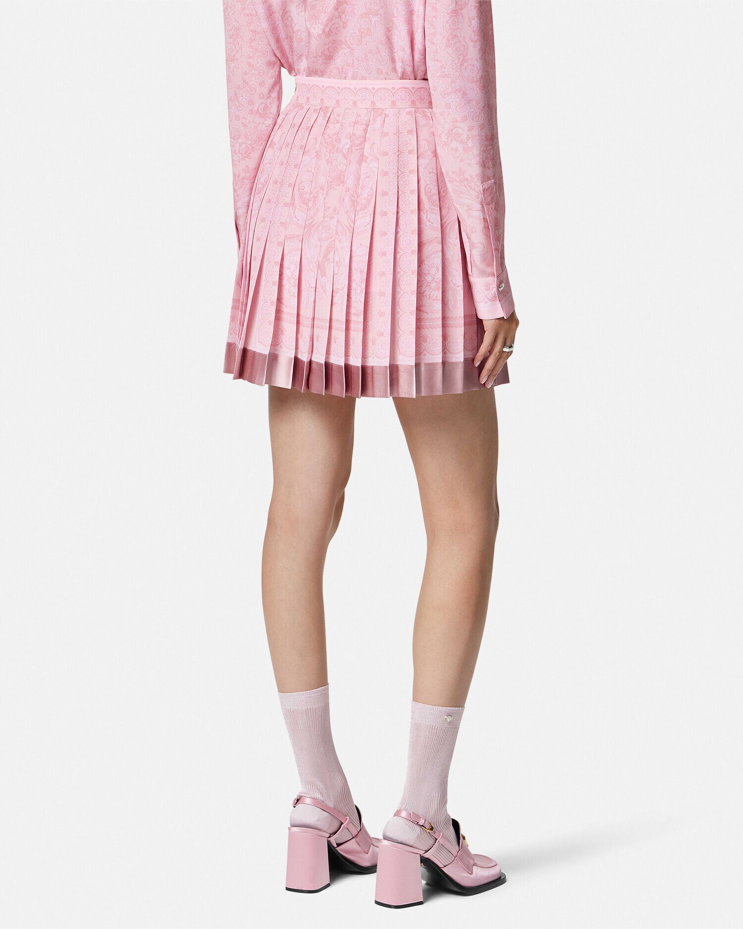Hot pink deals pleated mini skirt