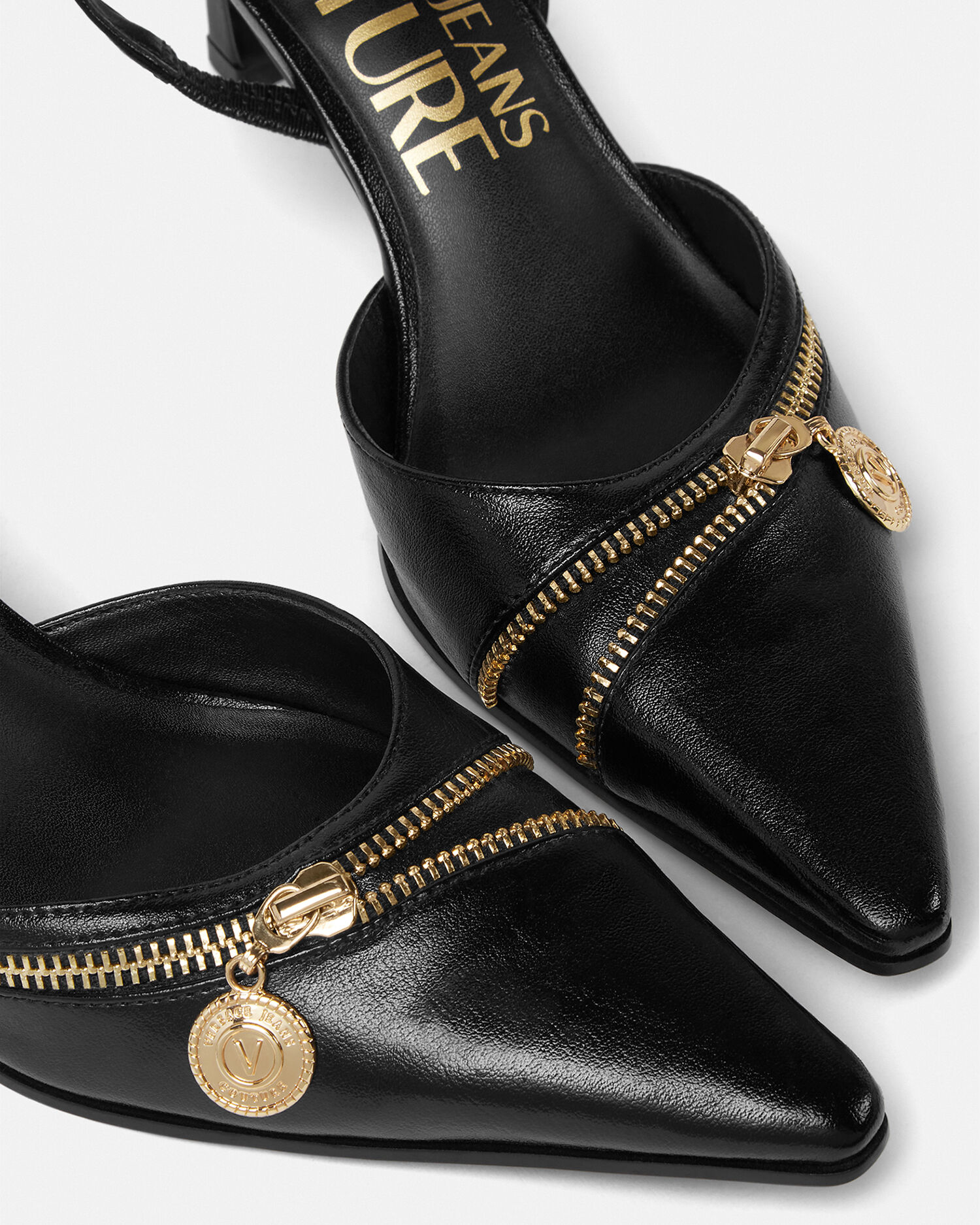 Decollete con cinturino tacco basso shop