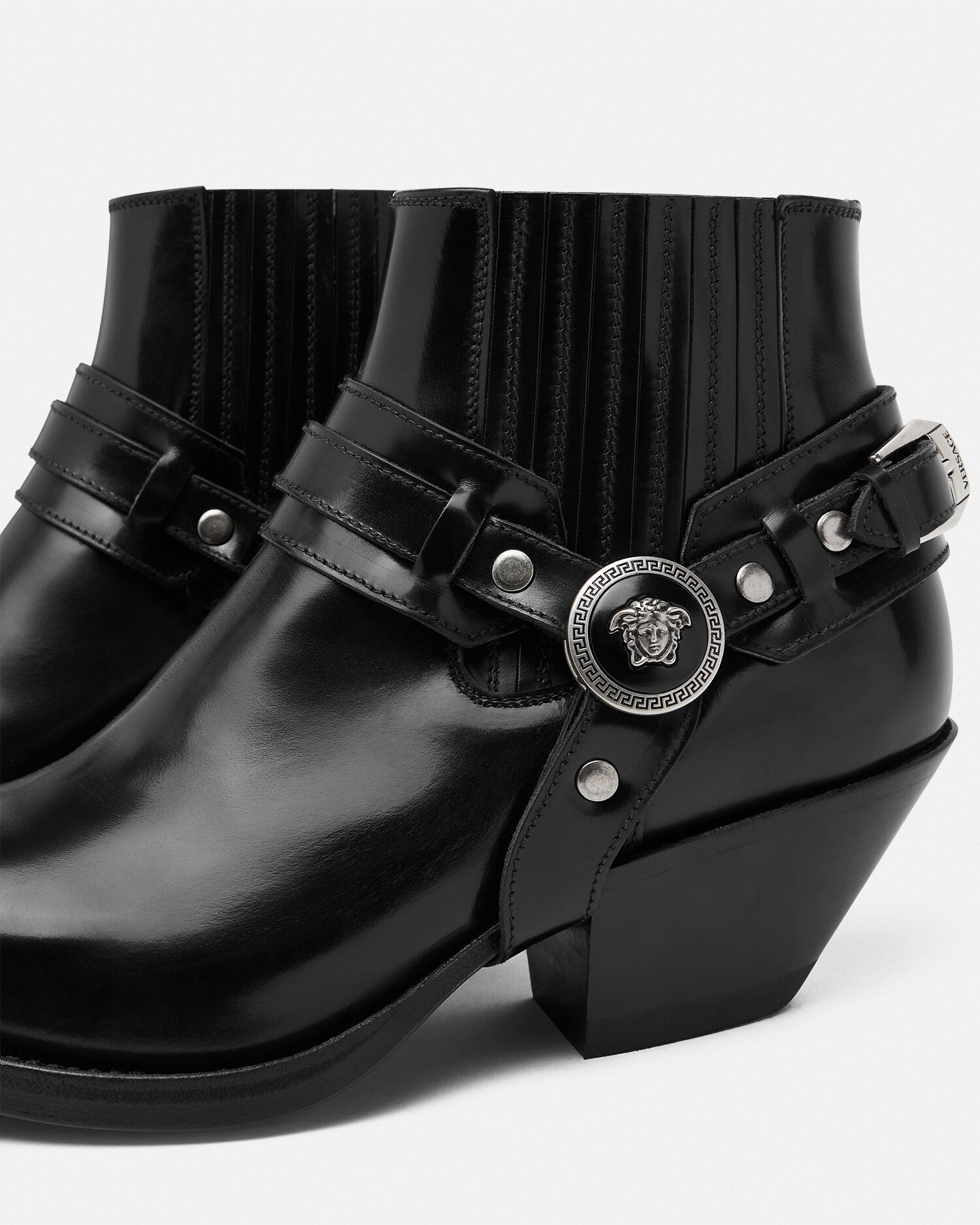 Versace ankle boots top