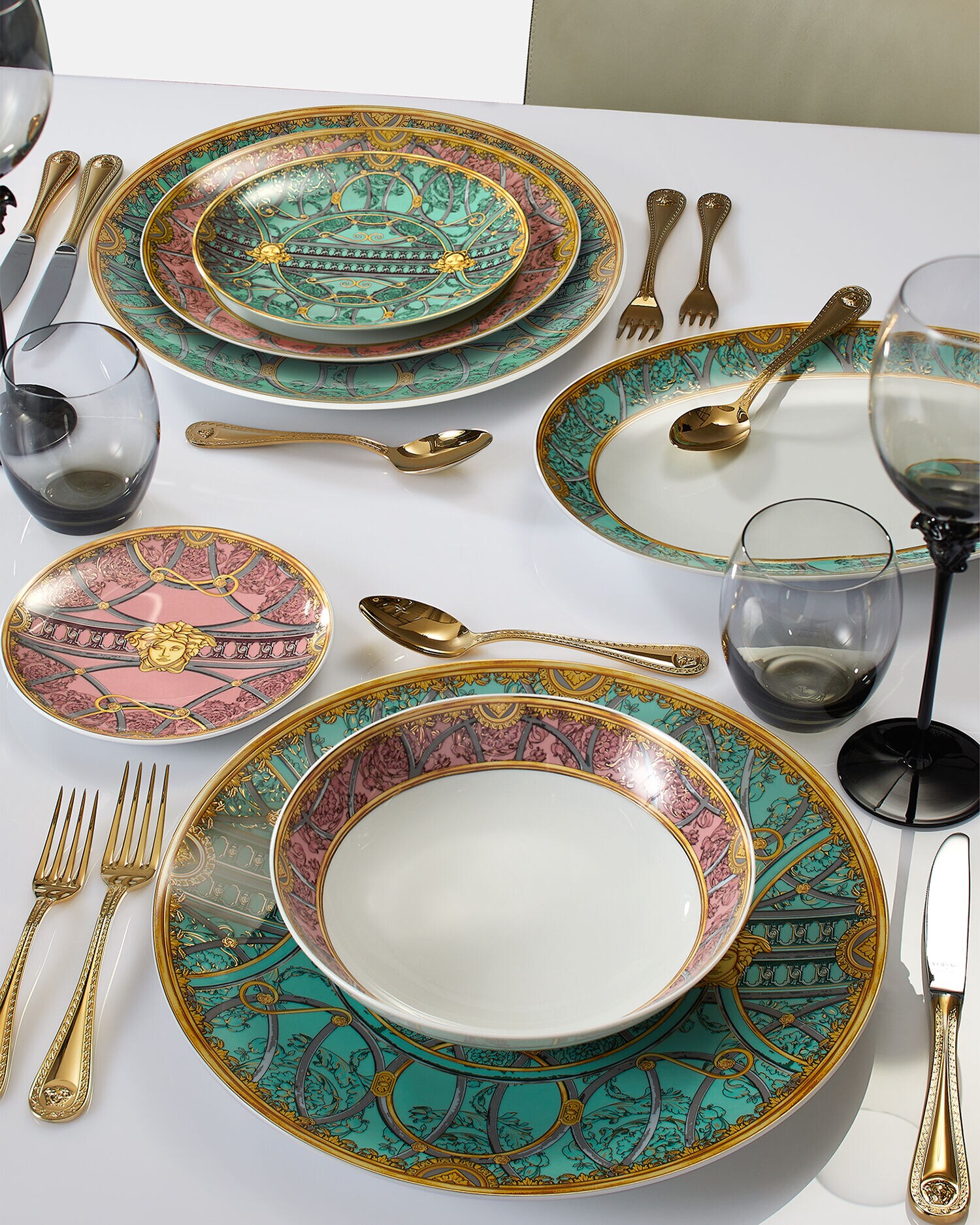 La Scala del Palazzo Verde Plate 21 cm Green | VERSACE