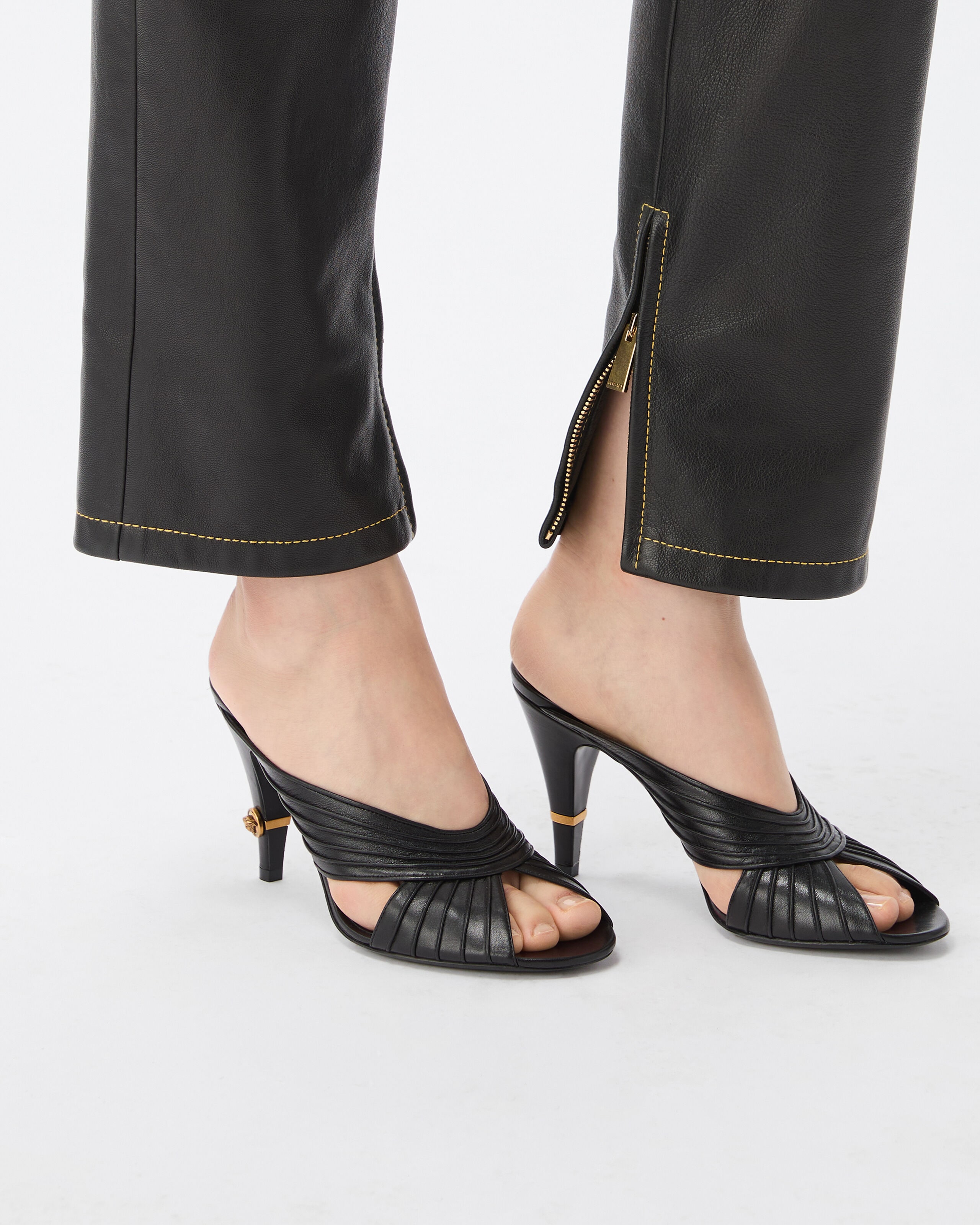 Gianni Nappa Mules 90 mm | VERSACE US