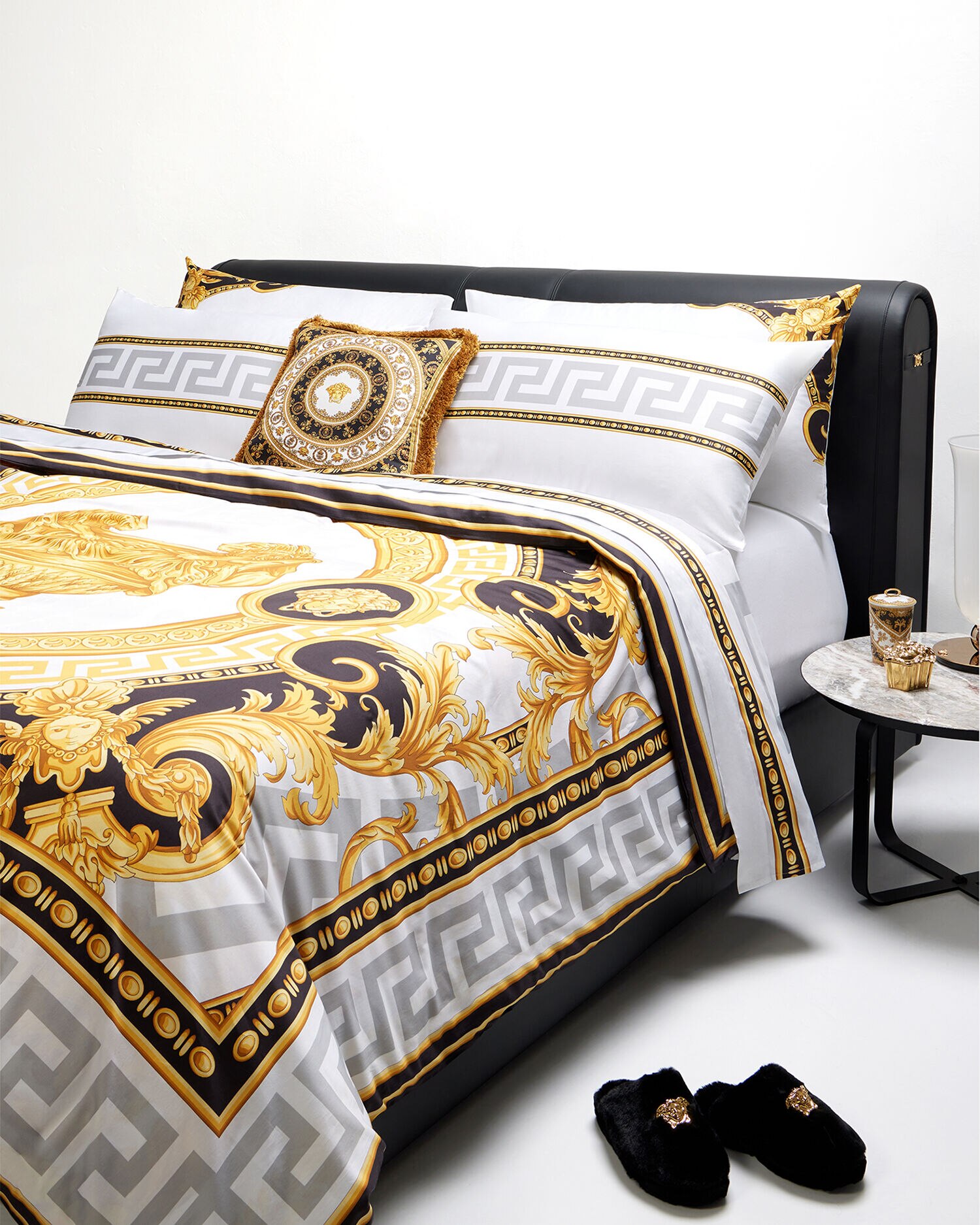Versace blanket cover online