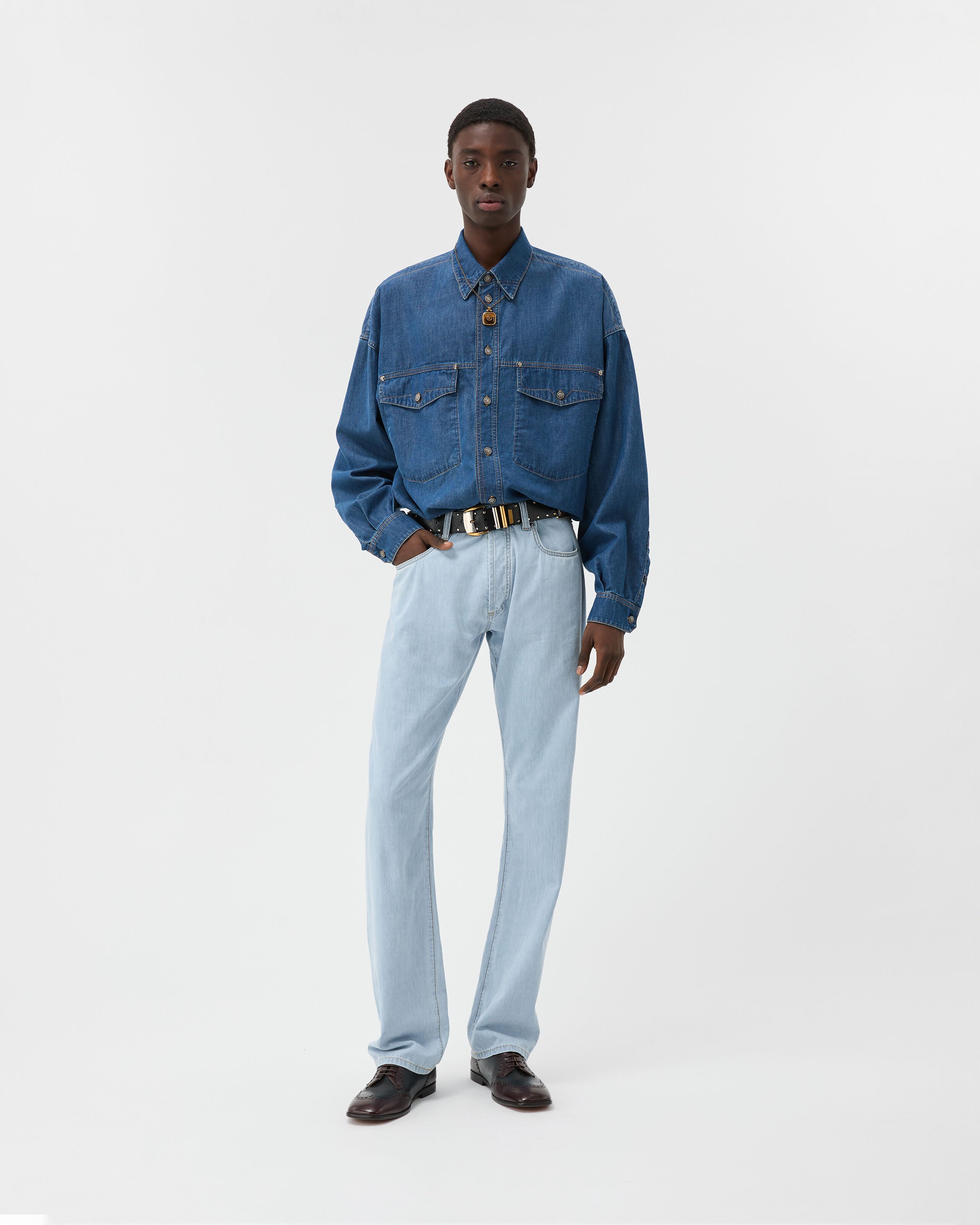 M LASER FADE STANDARD STRAIGHT DENIM ③ Straight Chambray Jeans Blue | VERSACE CA
