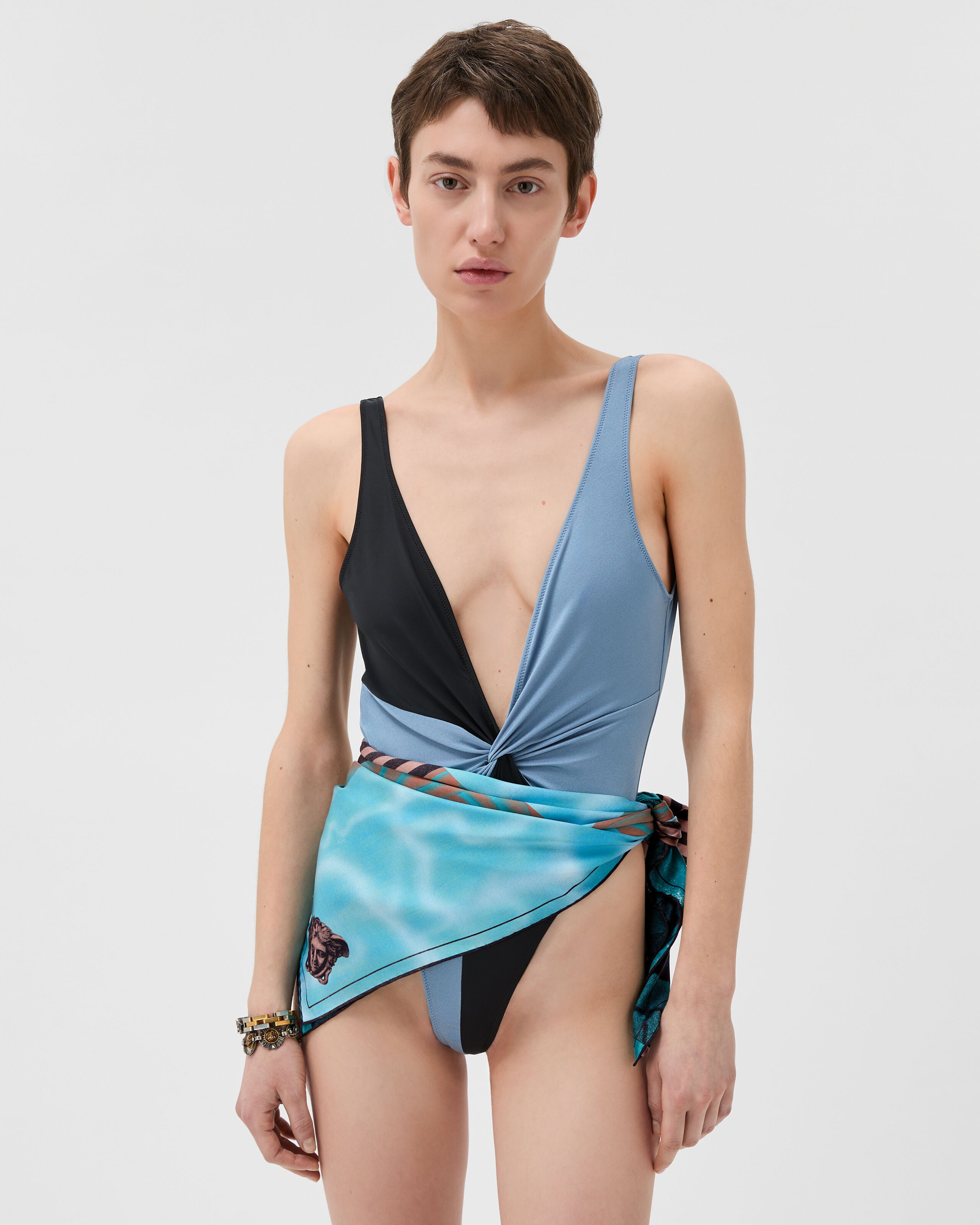 Printed Silk Twill Scarf 90 cm Print | VERSACE US