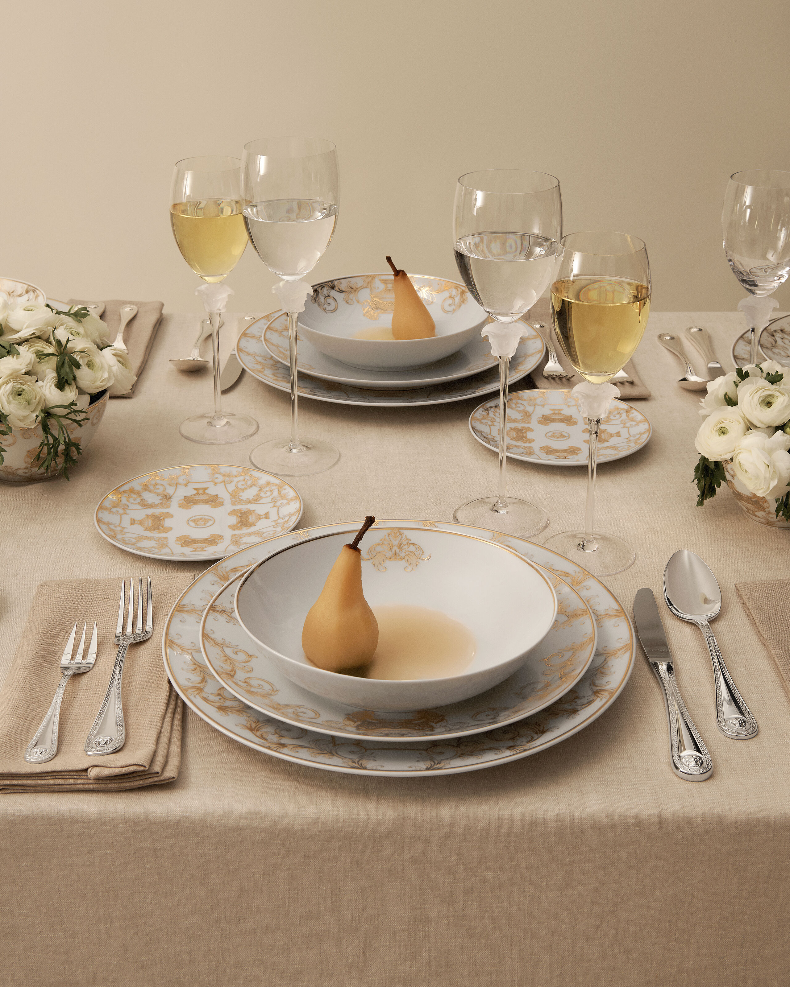 La Coupe des Dieux Small Plate 17 cm Print | VERSACE