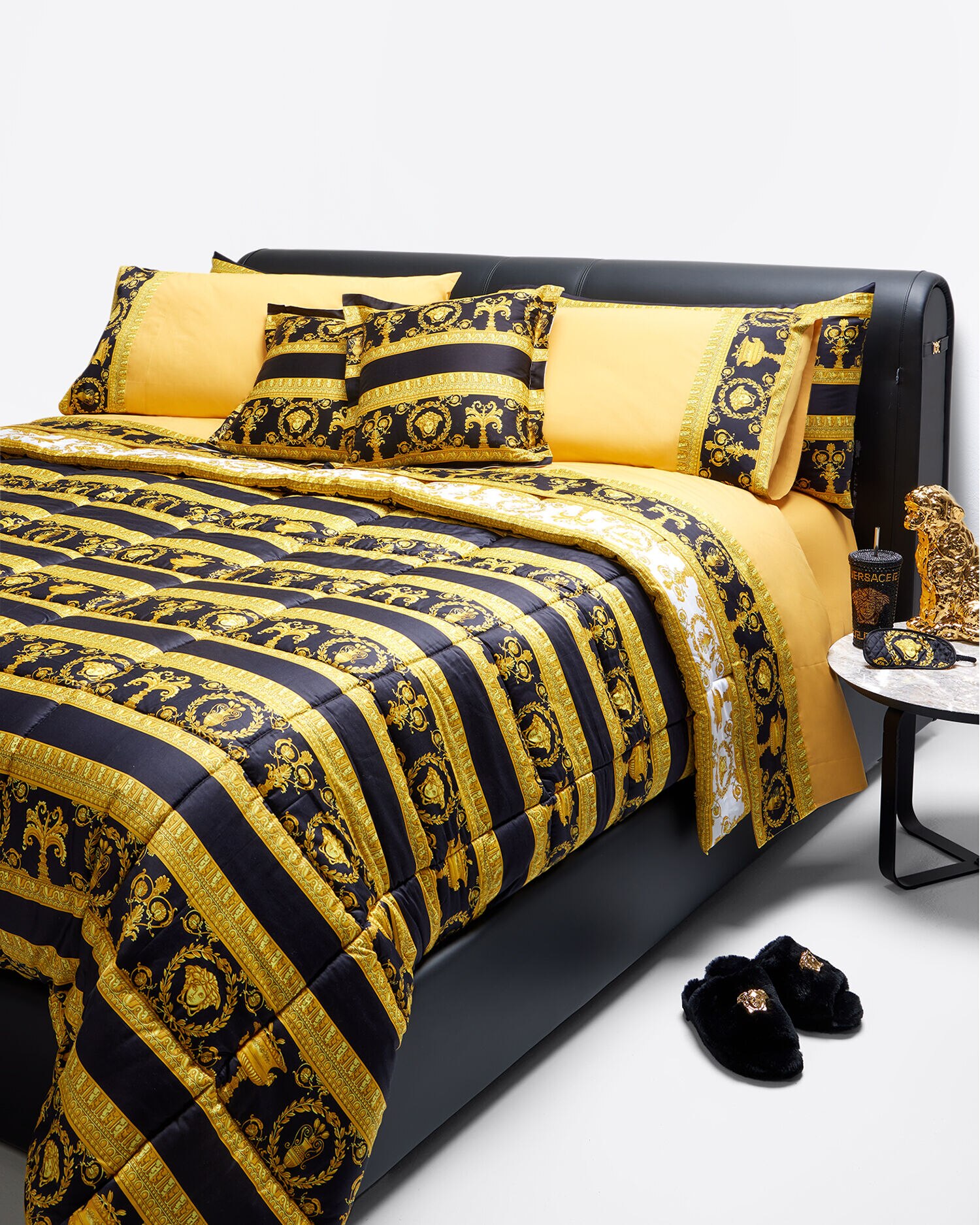 Versace pillowcase store