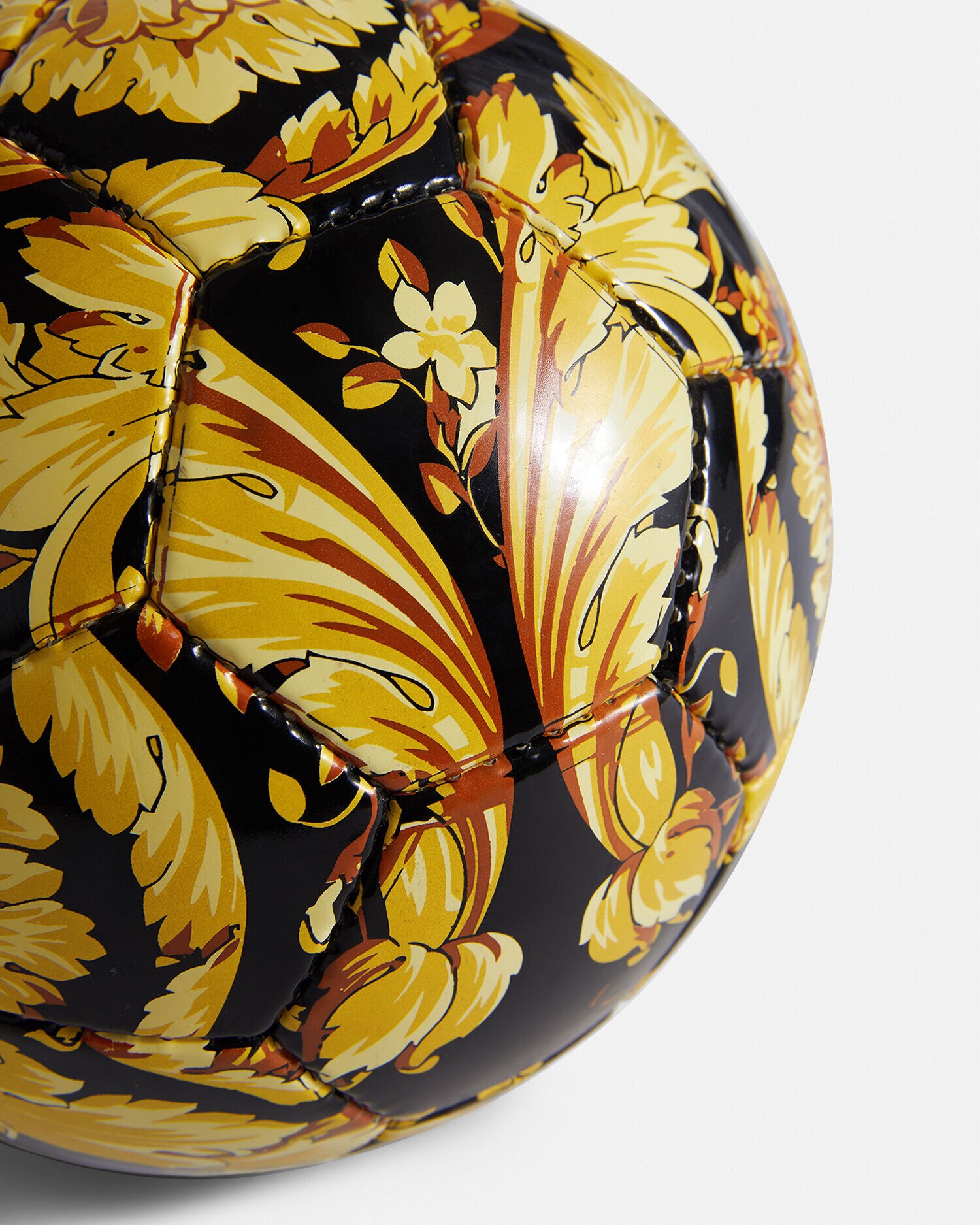 Barocco Football Black,Print | VERSACE US