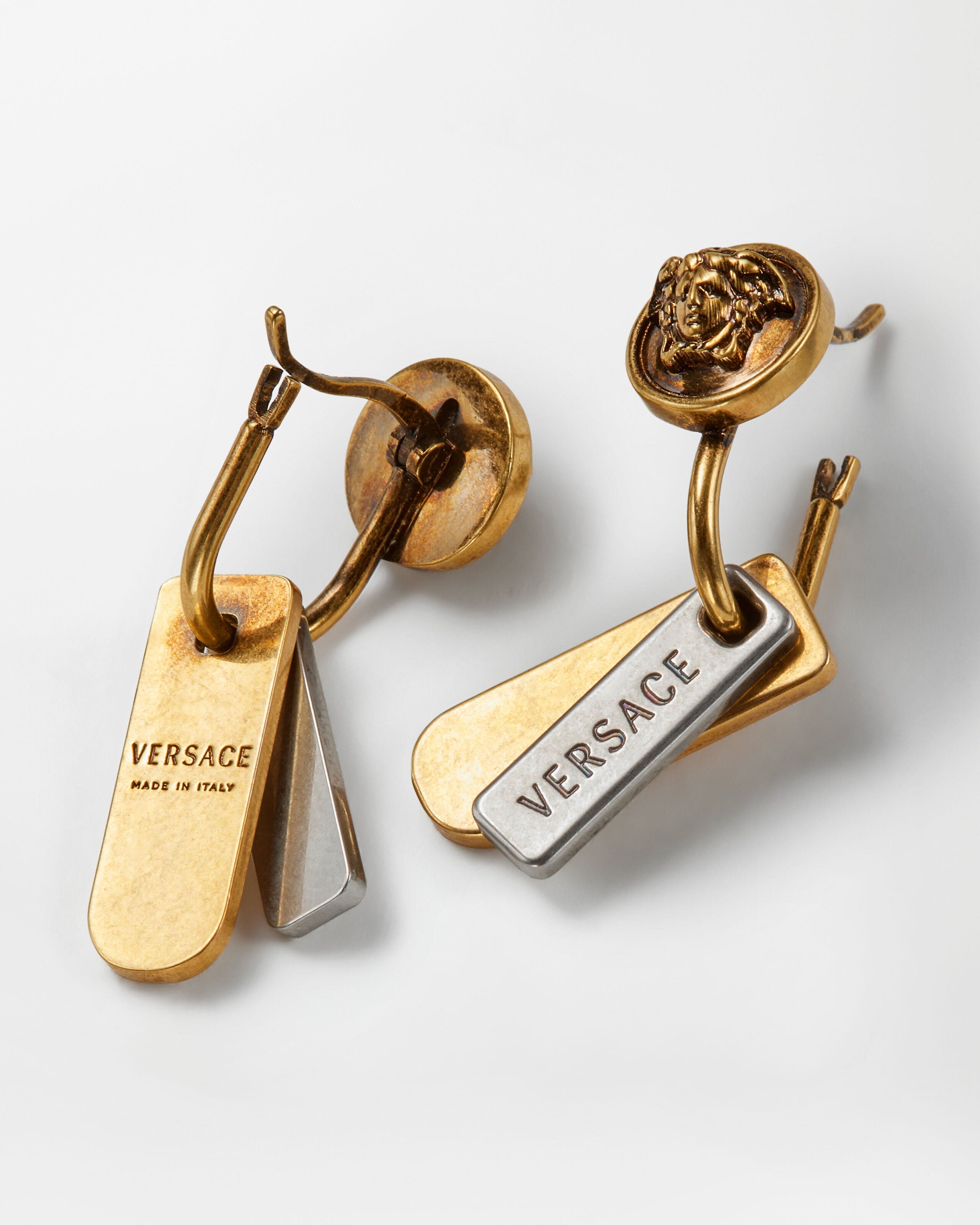 VERSACE