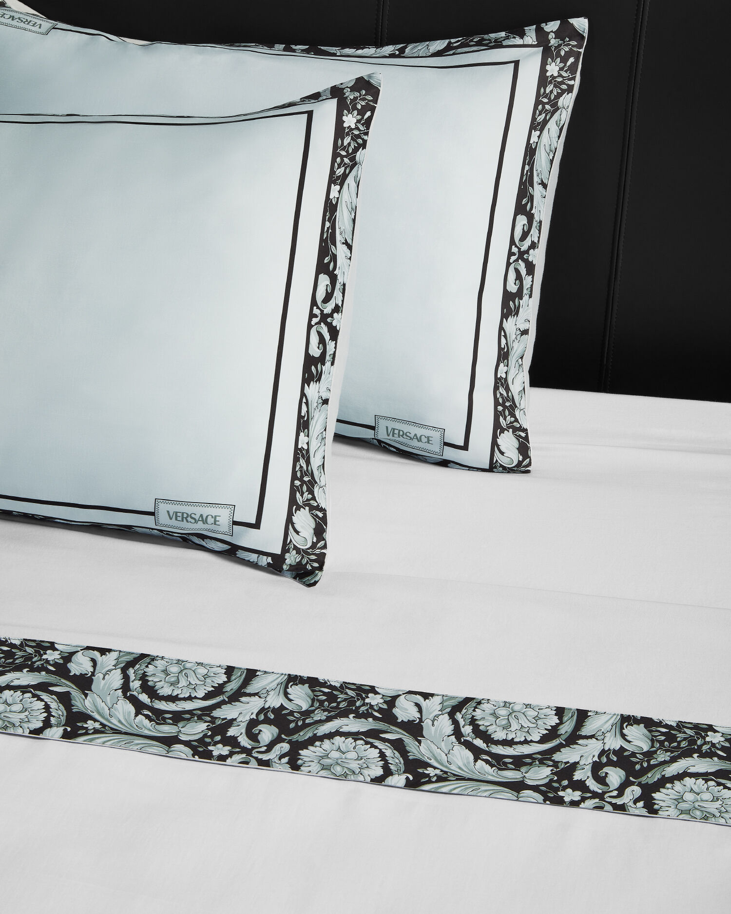 Versace pillowcase top