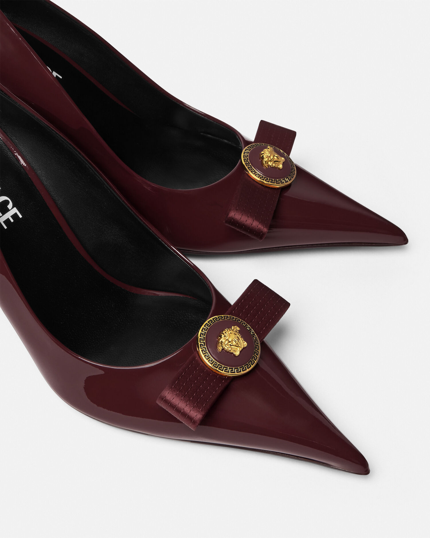 Gianni Ribbon Patent Pumps 85 mm Red | VERSACE US