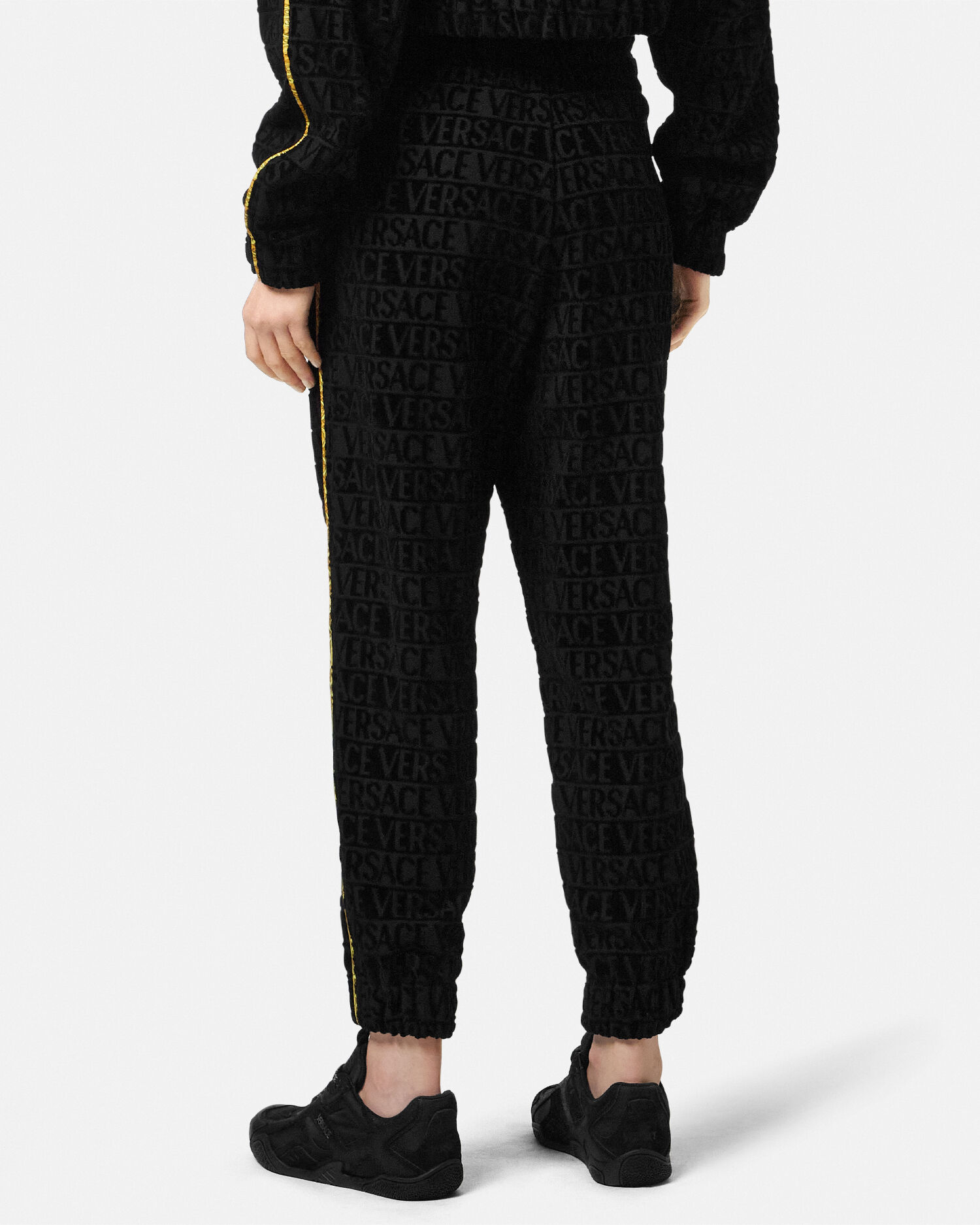 I ♡ Baroque Sweatpants | VERSACE US