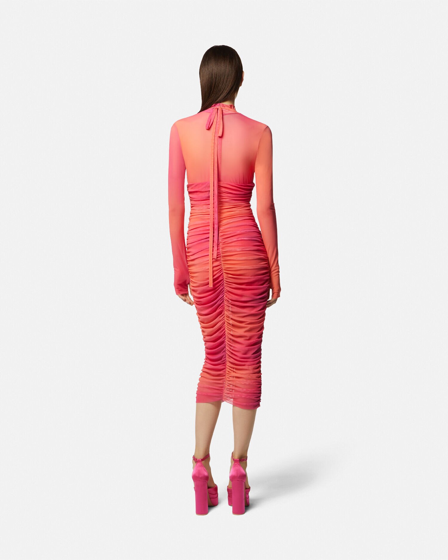 Robe mi longue froncee en mesh