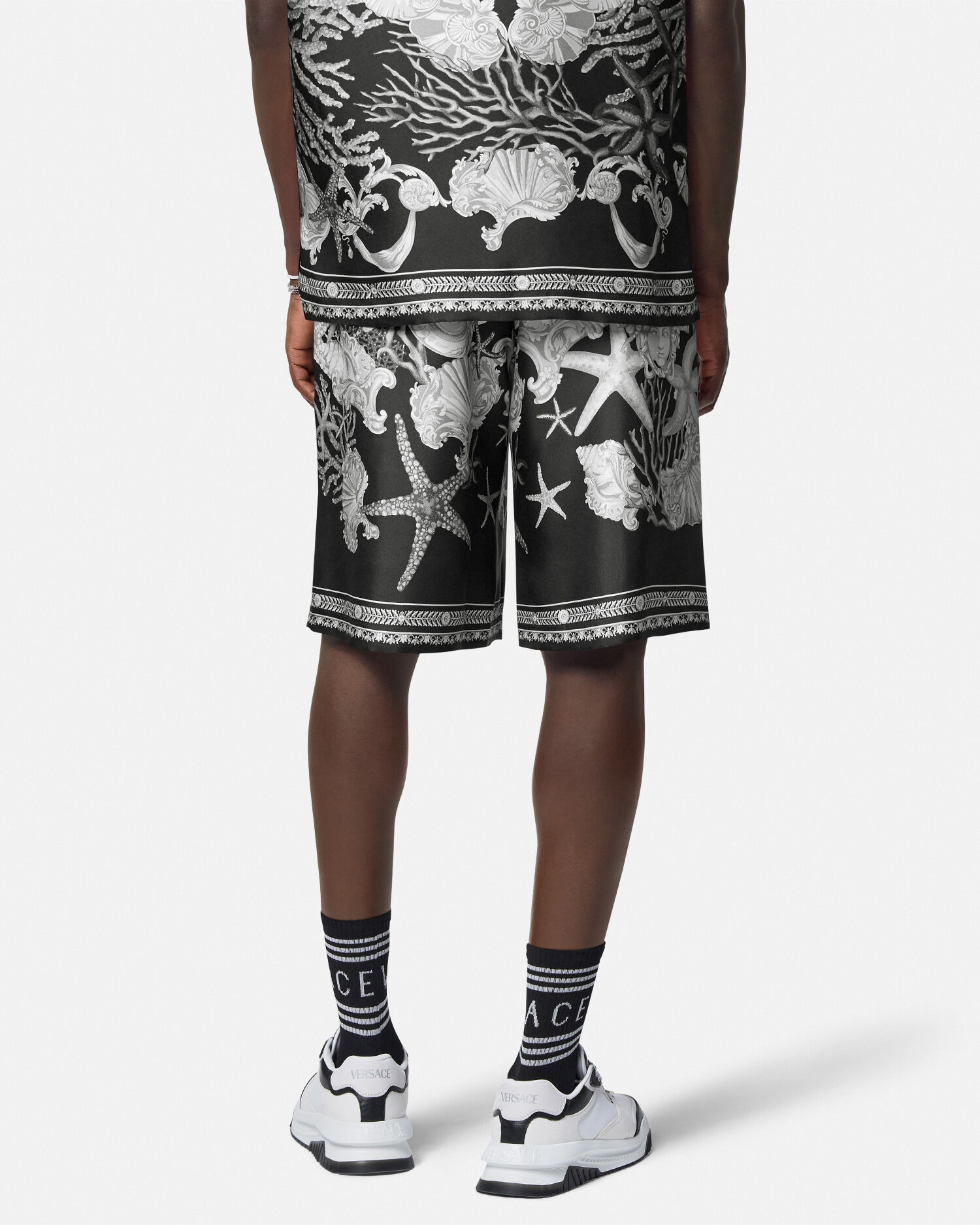 Barocco Sea Silk Shorts Black Print VERSACE