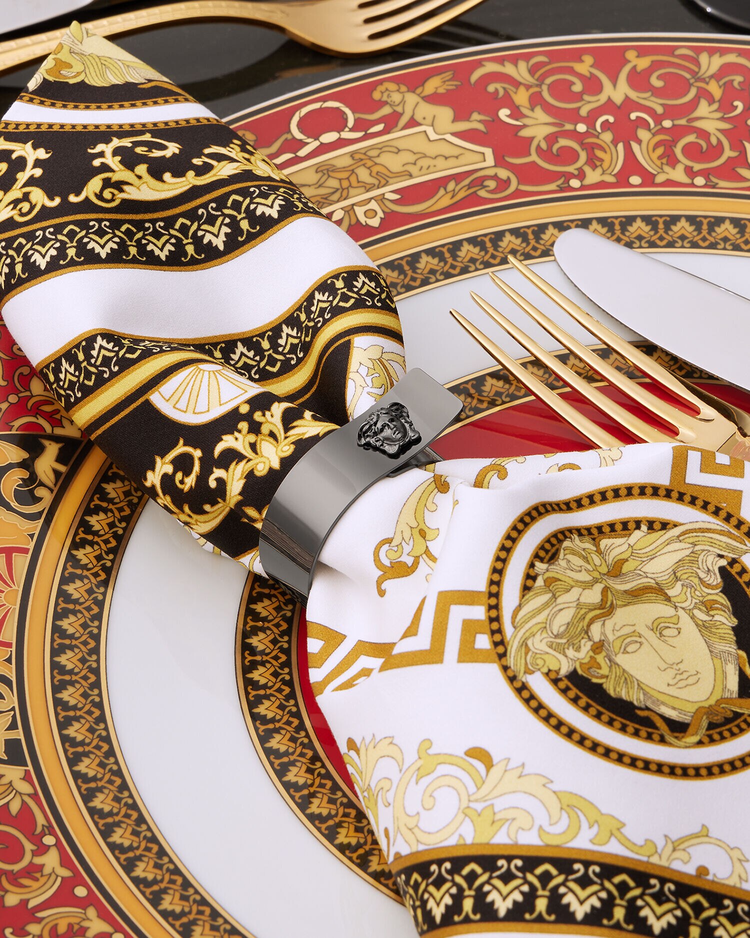 Versace Home Table and Kitchen Accessories | Official Website