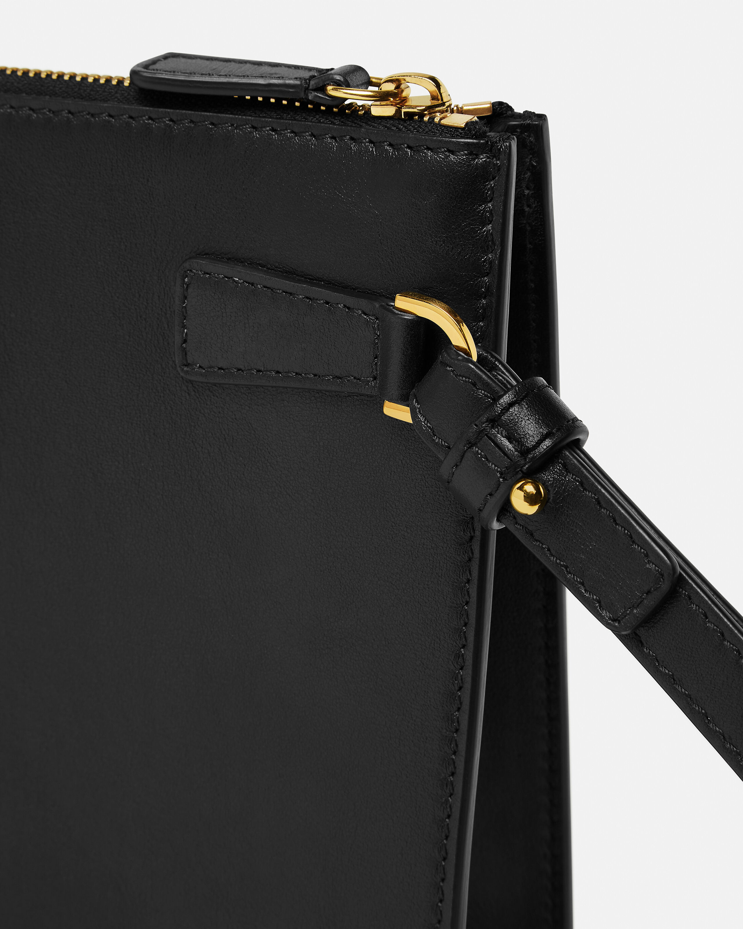 La Medusa Leather Pouch 