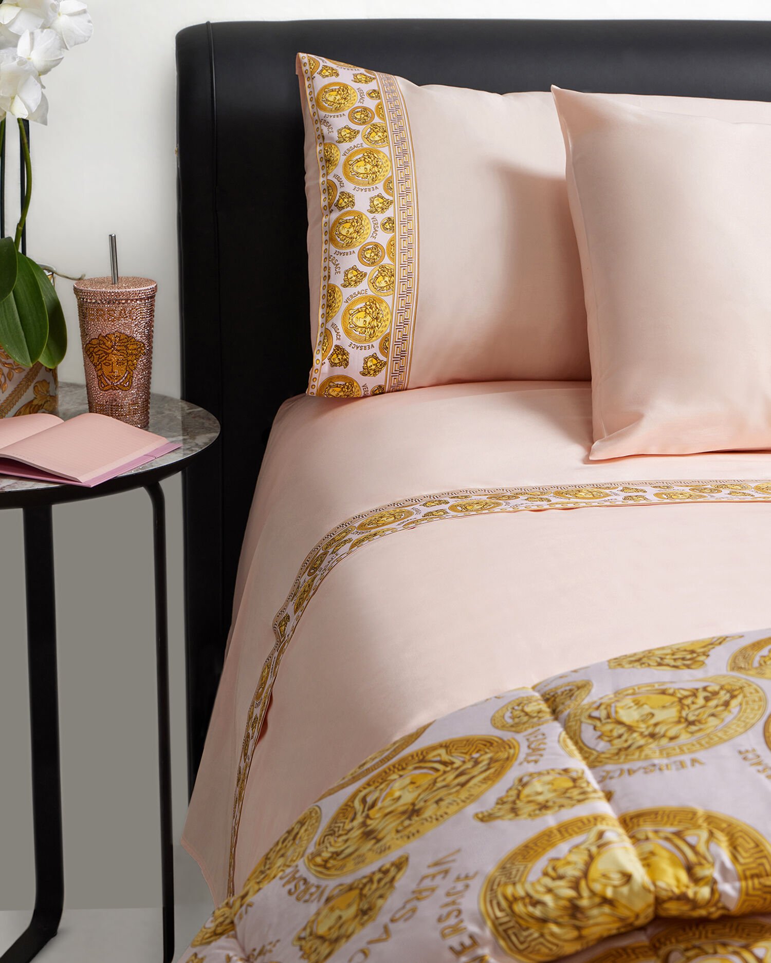 Versace pillow cases outlet