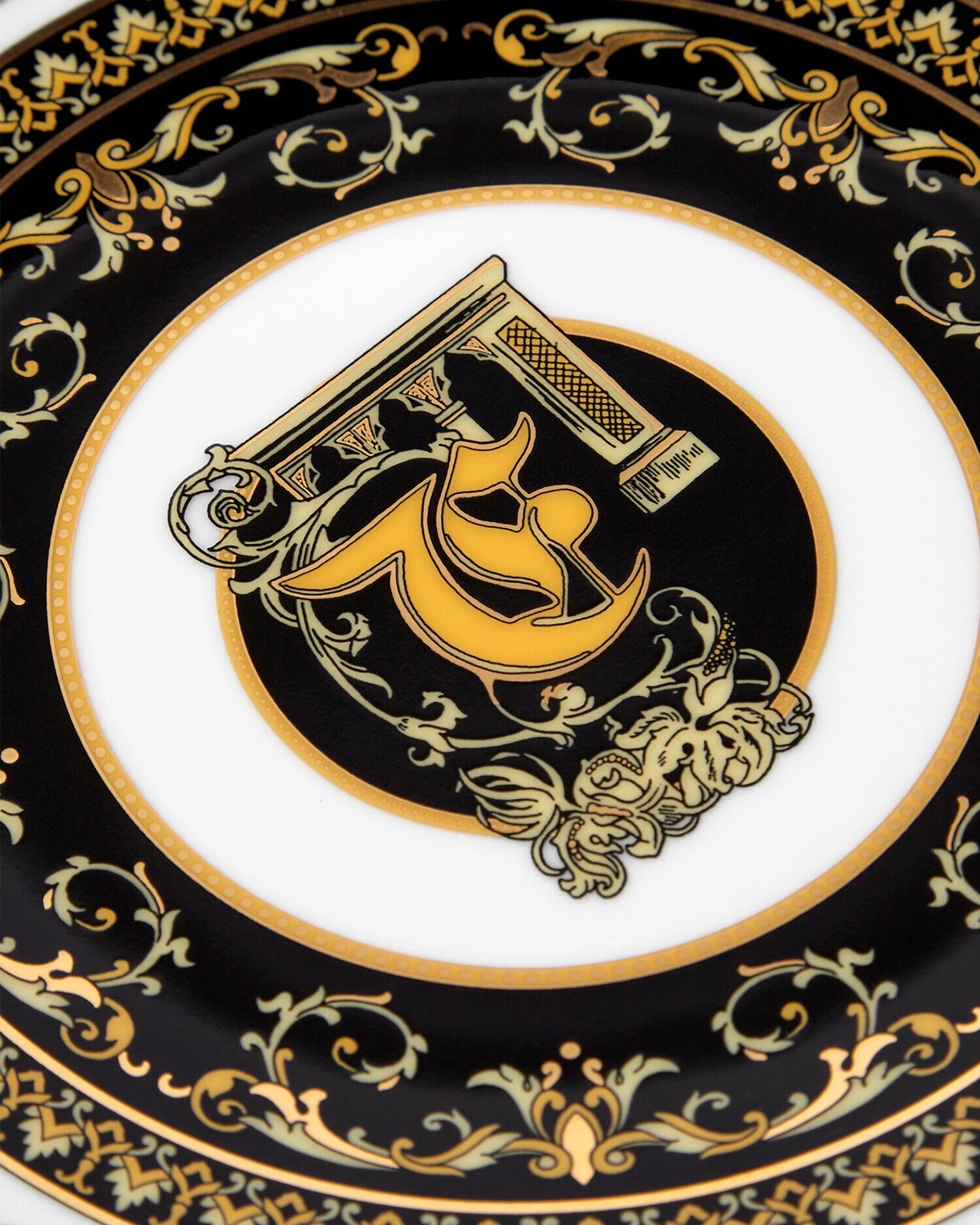 Virtus Alphabet F Plate 6.7"