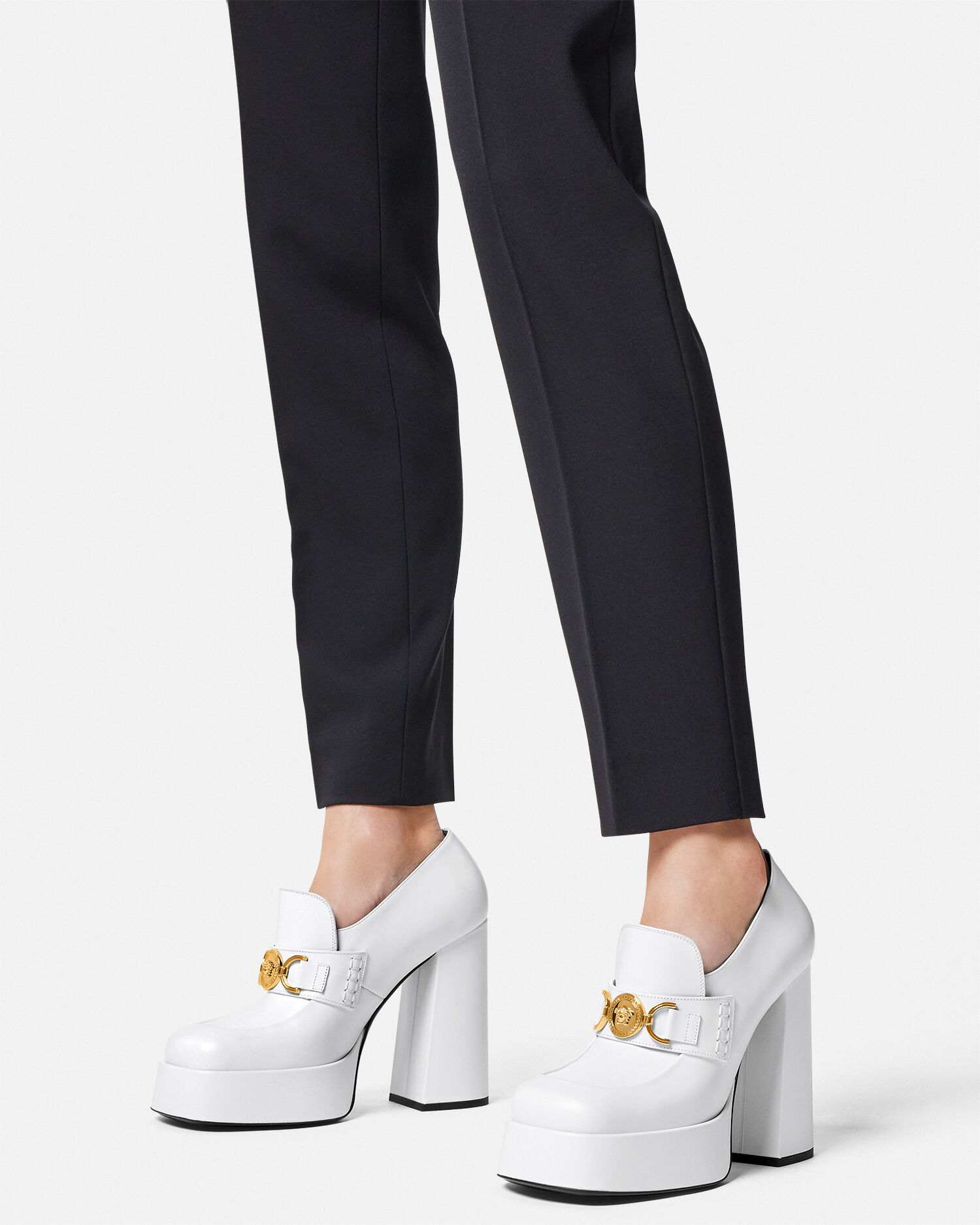 Versace escarpins store