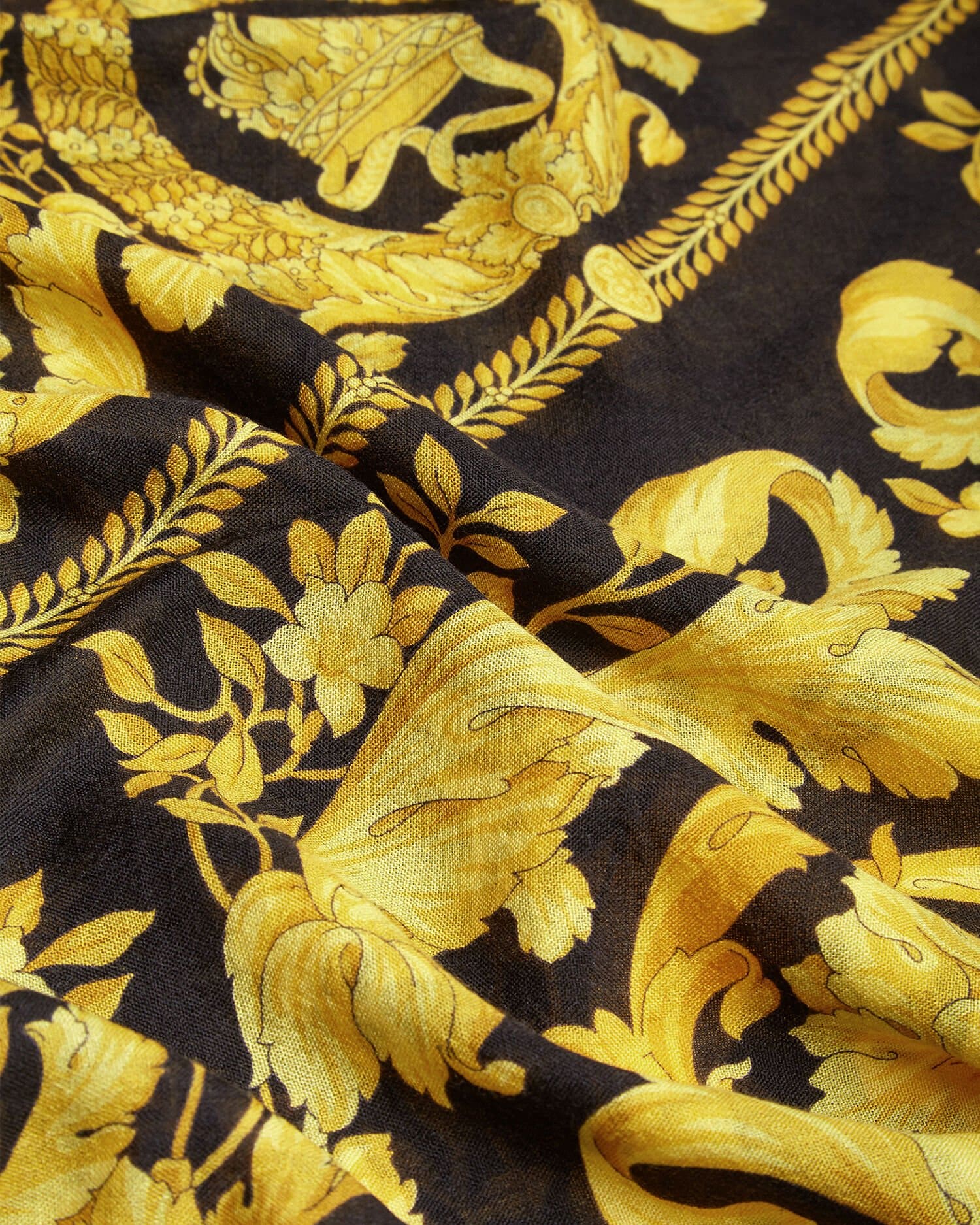 Printed Cashmere-Blend Fringed Shawl 140 cm