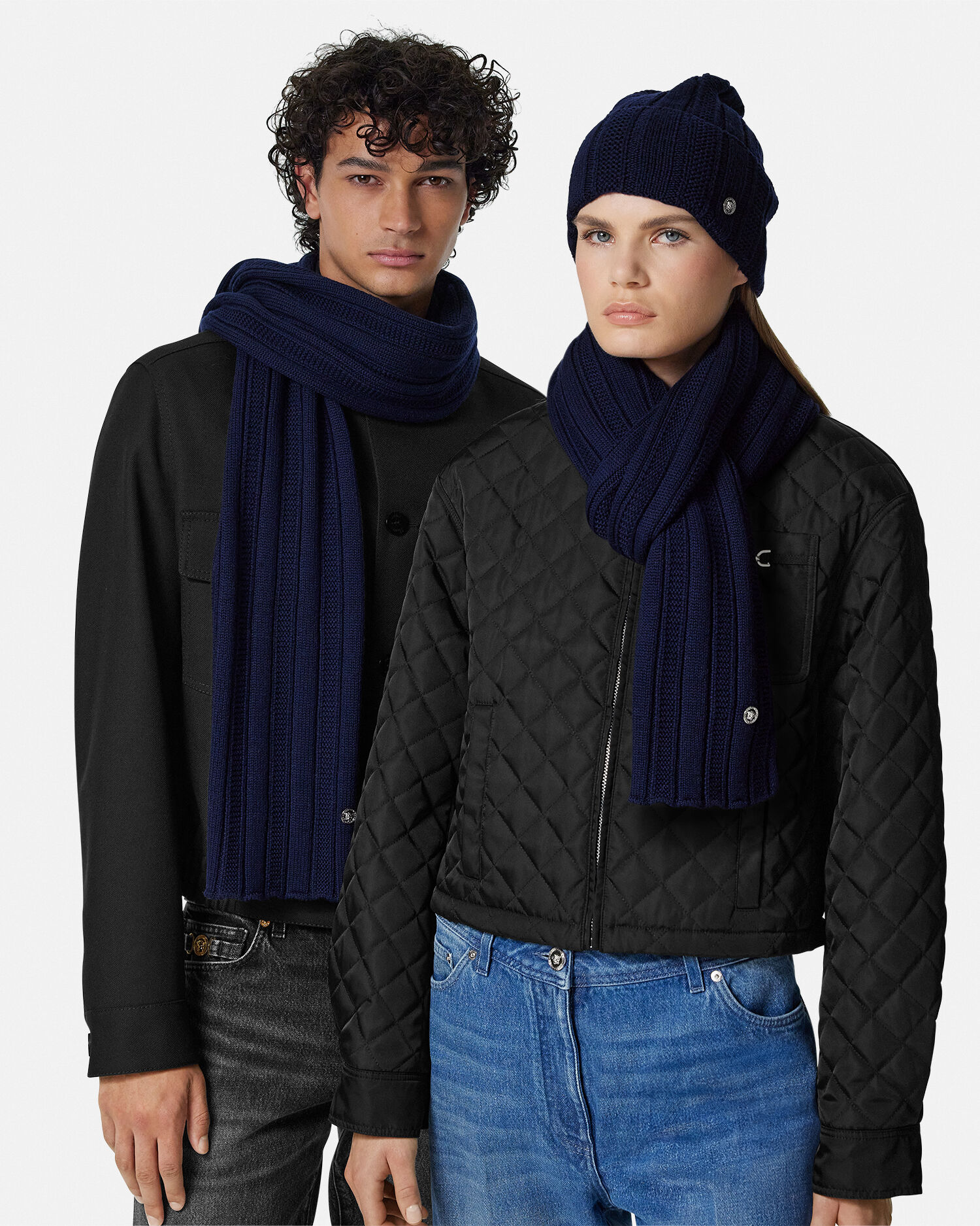 Medusa Ribbed Knit Scarf