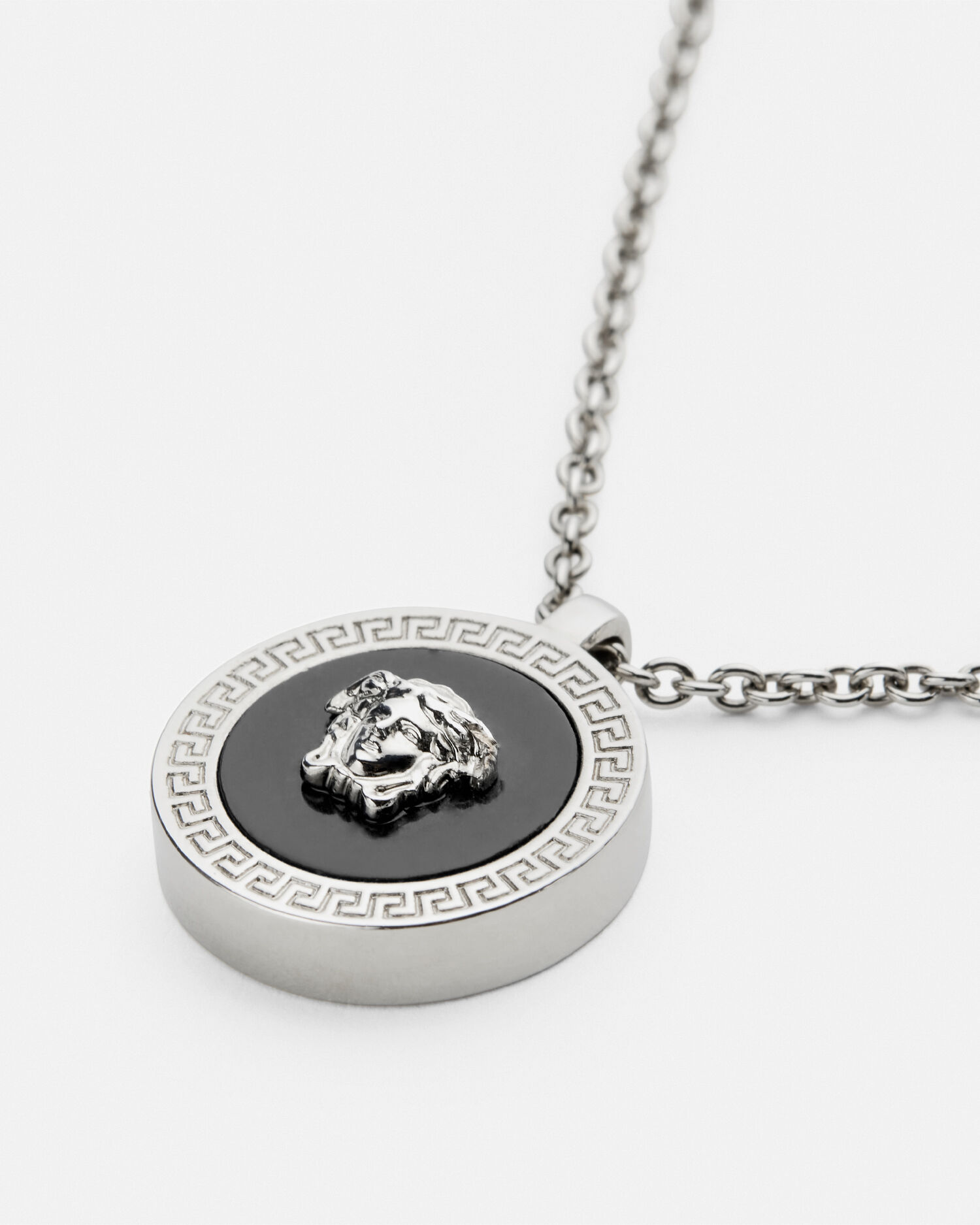 Versace chain hotsell and pendant
