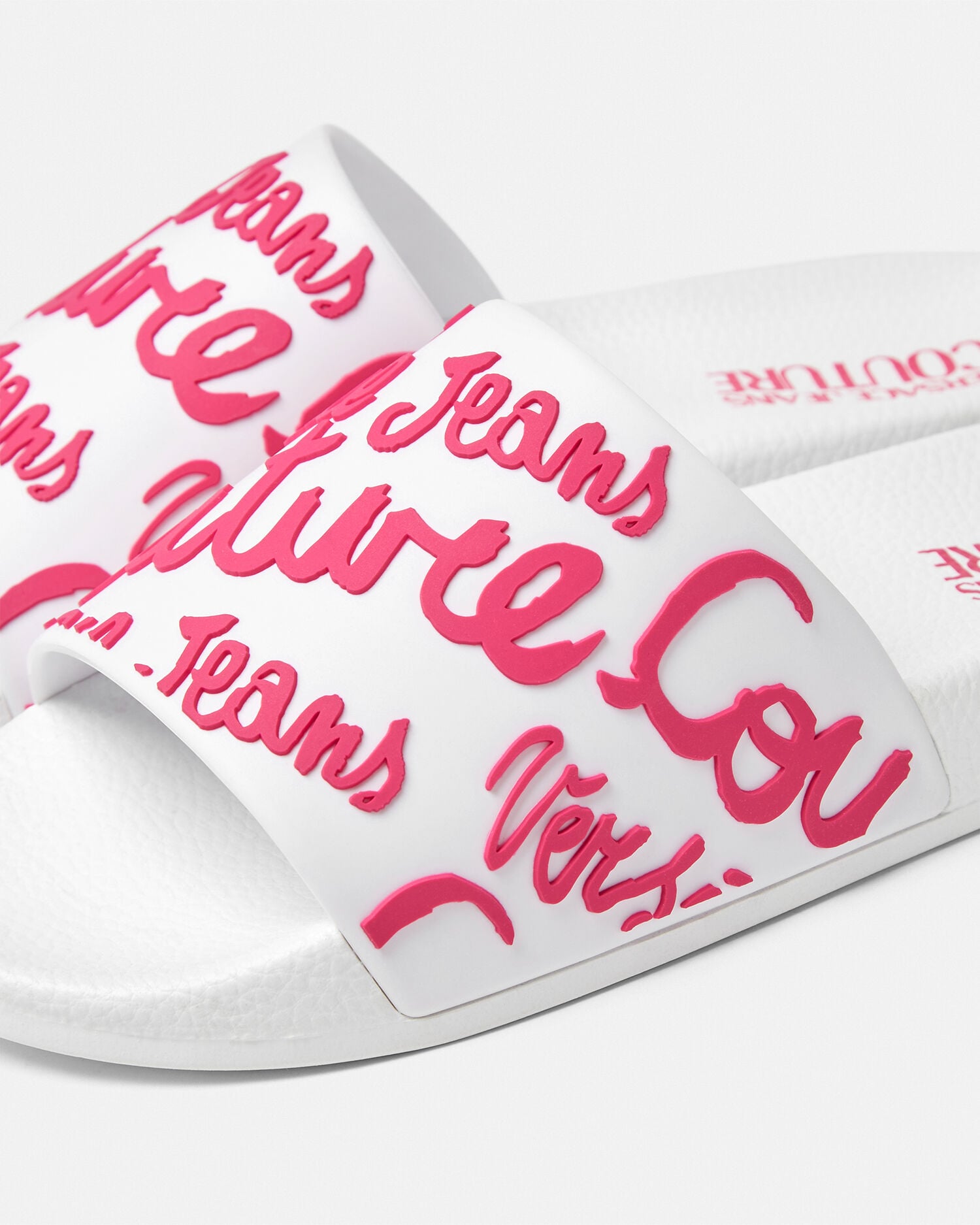 Logo Shelly Sliders | VERSACE US Logo Shelly Sliders | VERSACE US