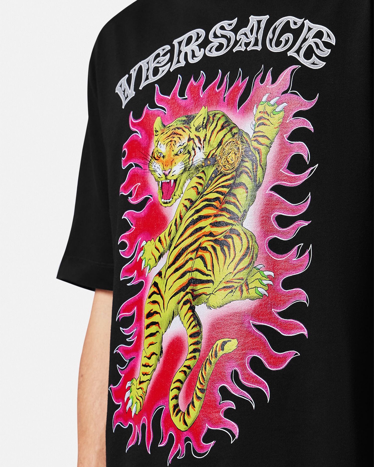 Camiseta versace 2025