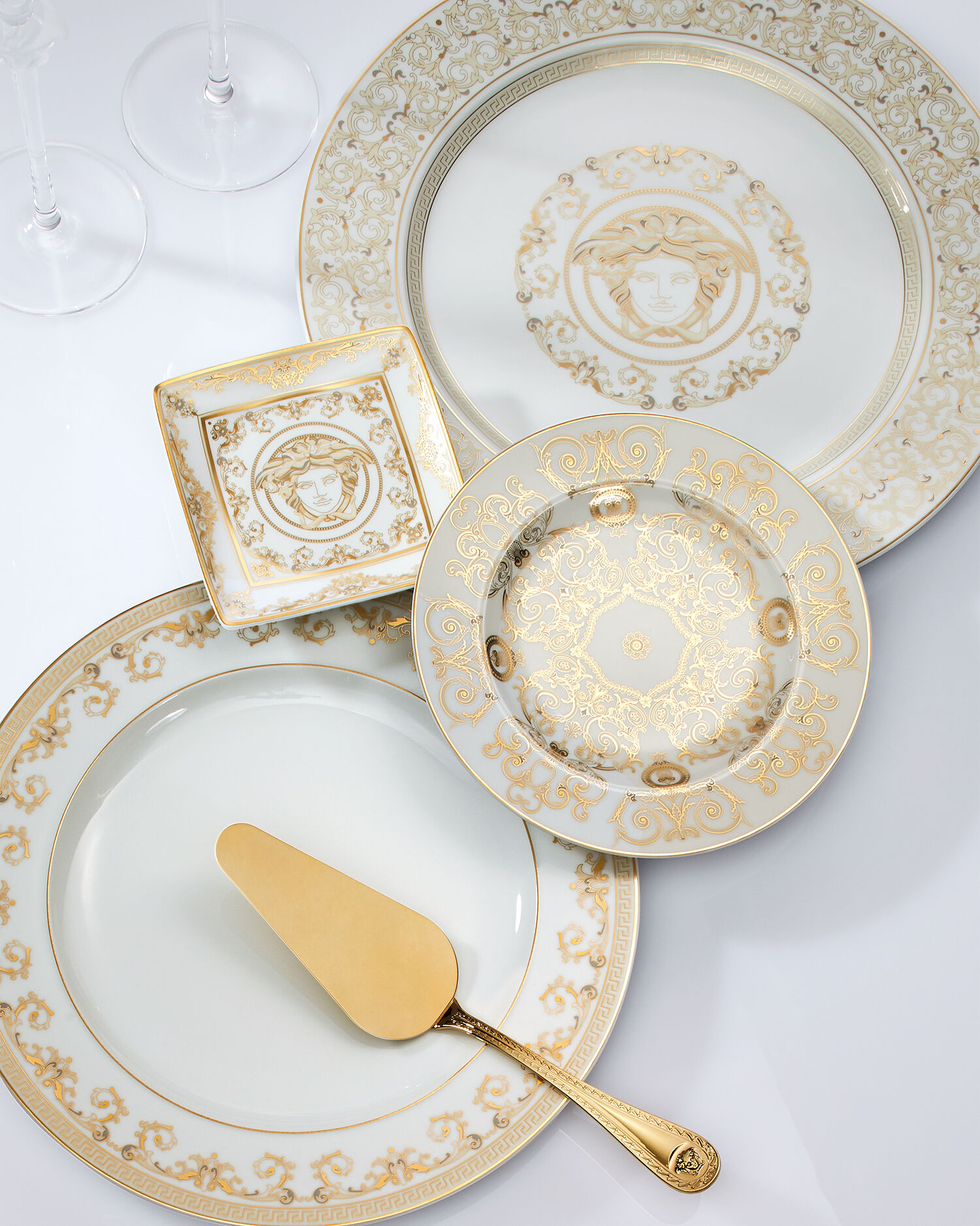 Versace plate on sale set