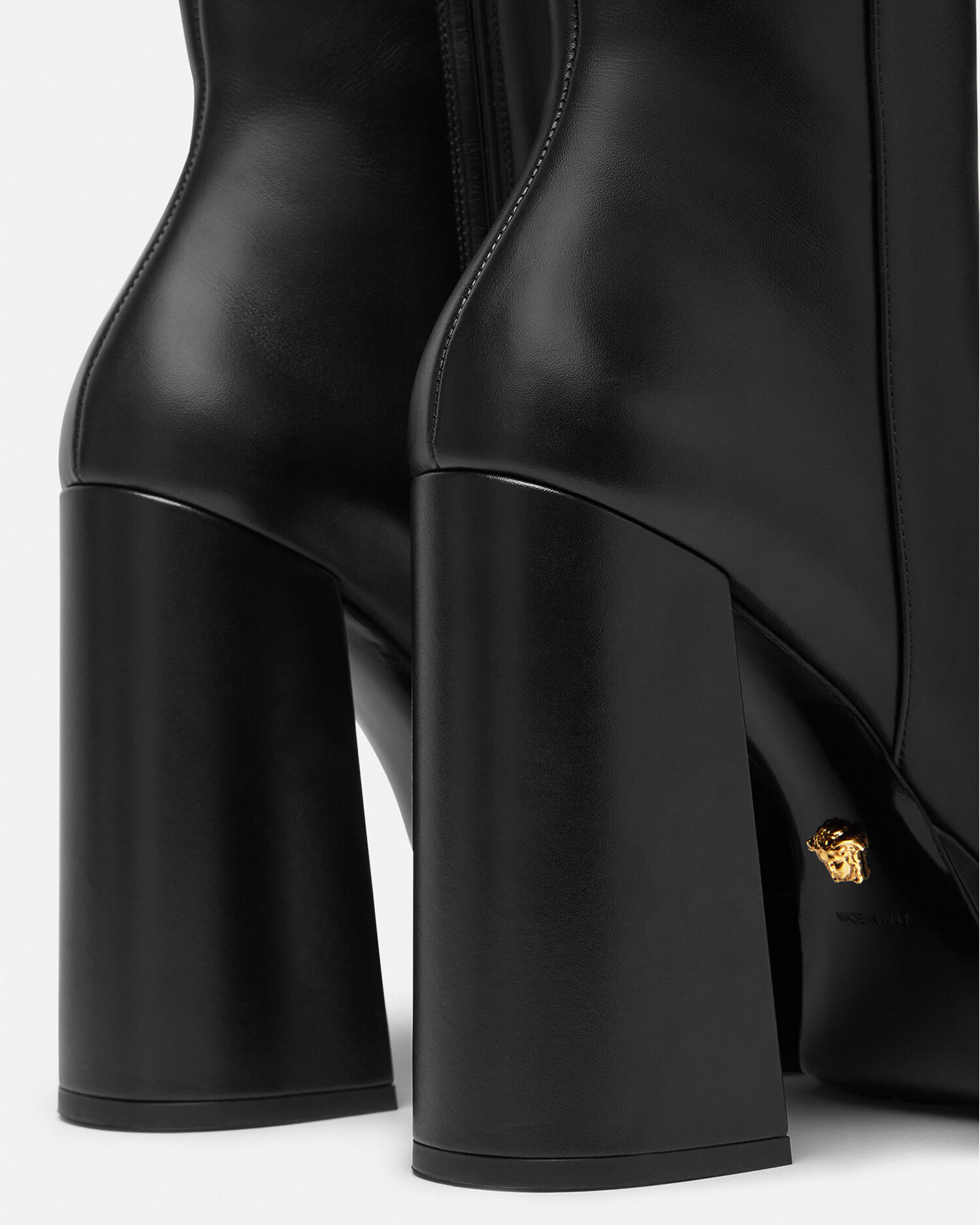 Versace the dreamer boots deals