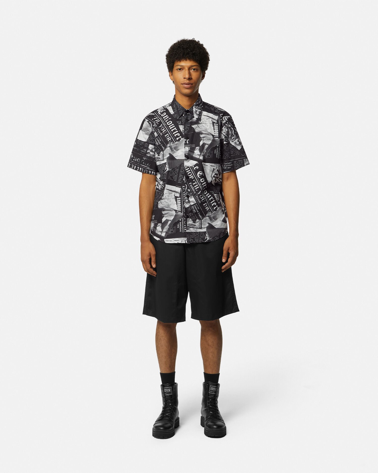 Camisa de manga corta Magazine Negro Estampado VERSACE