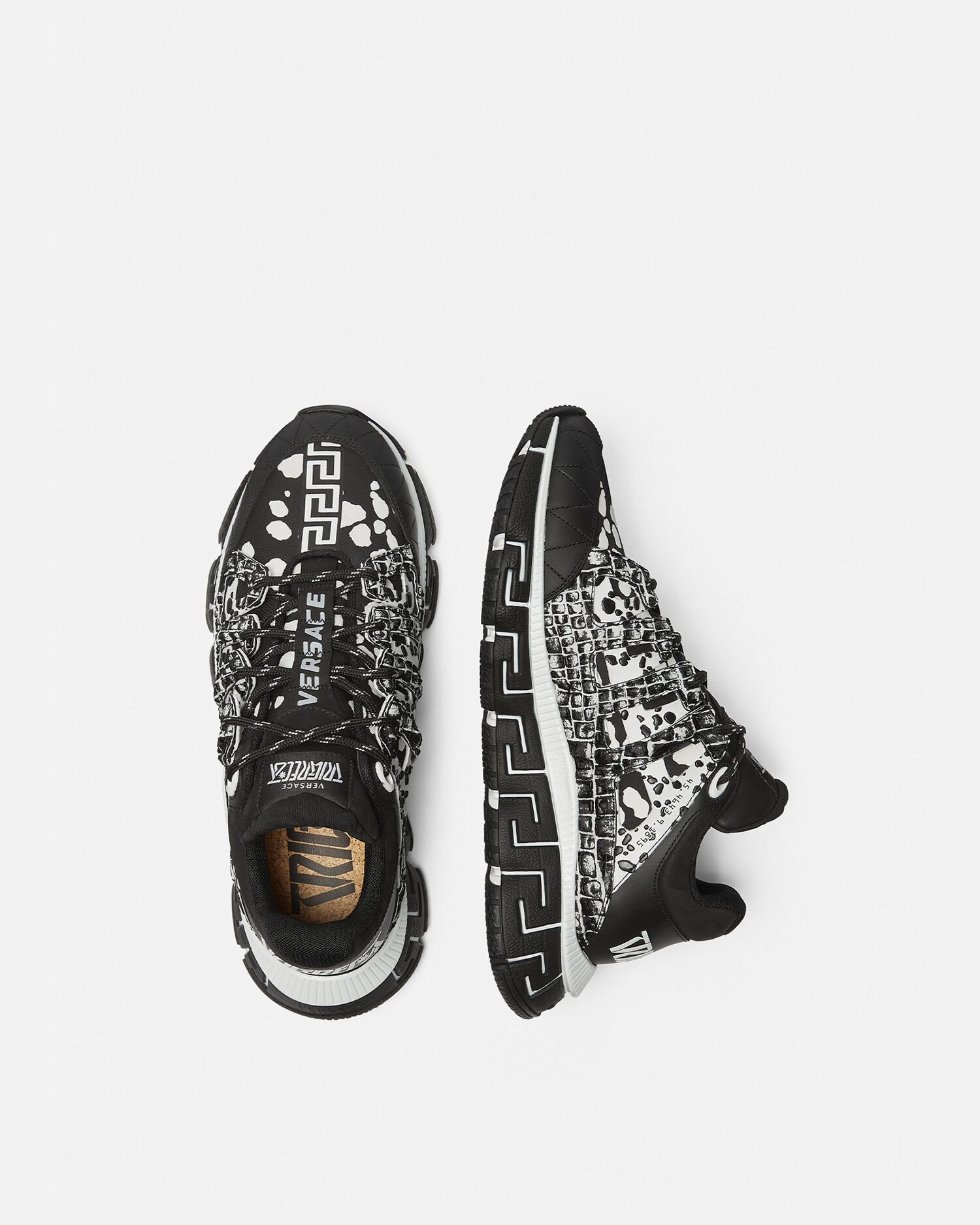 Versace chain reaction true to sale size