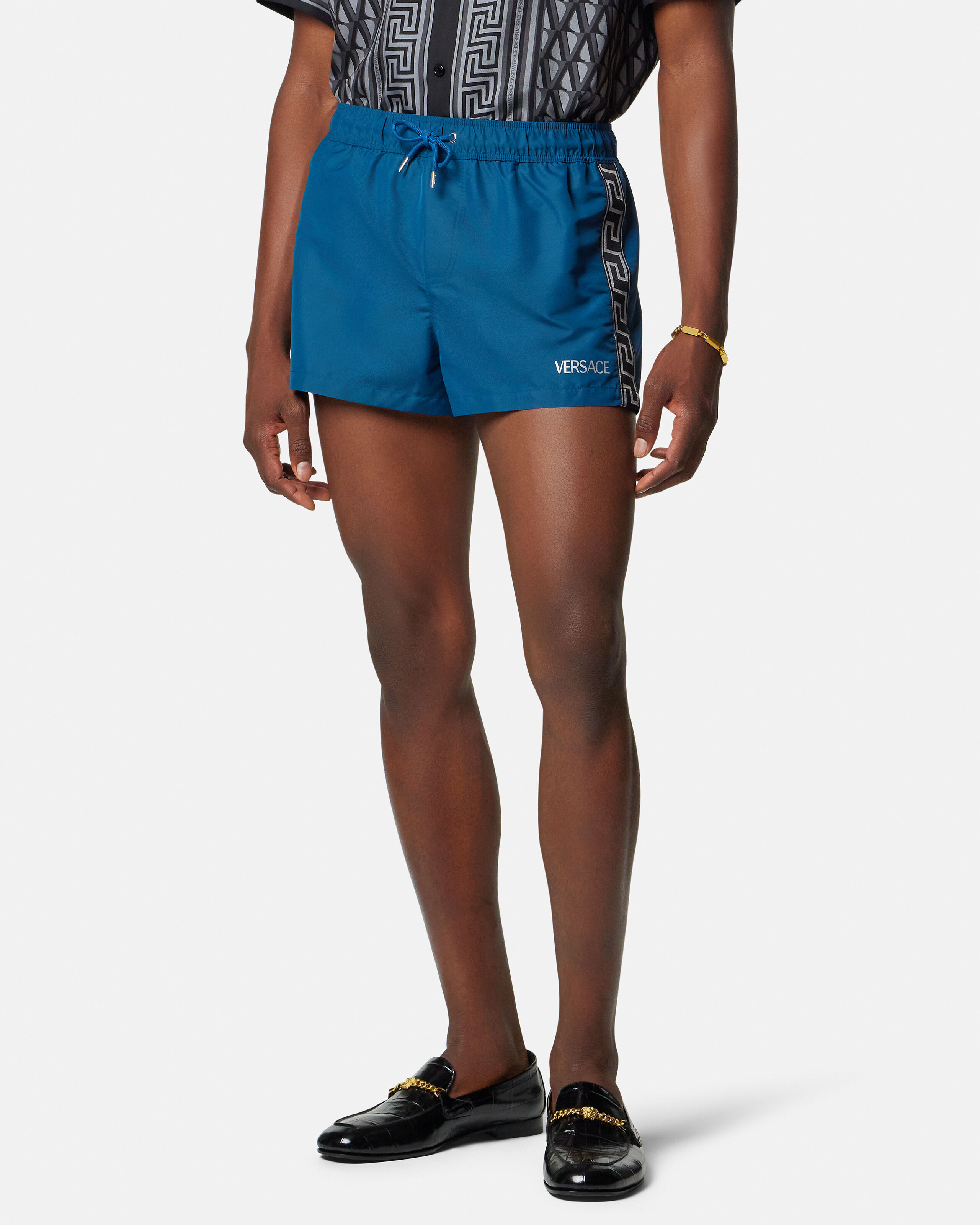 【新品☆送料込】VERSACE・ヴェルサーチ 水陸両用 水着 ショートパンツ Swim Shorts Blue | VERSACE US