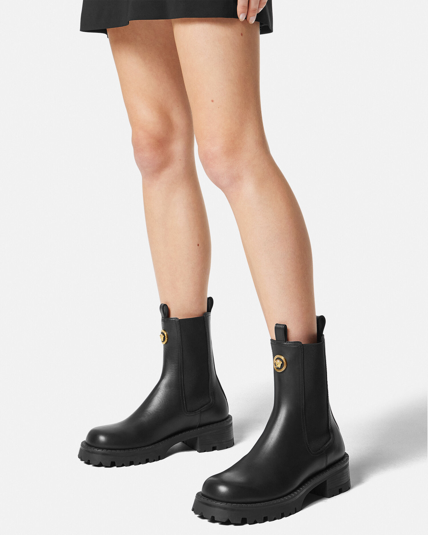 Alia Chelsea Boots 35 mm Black Gold VERSACE AU