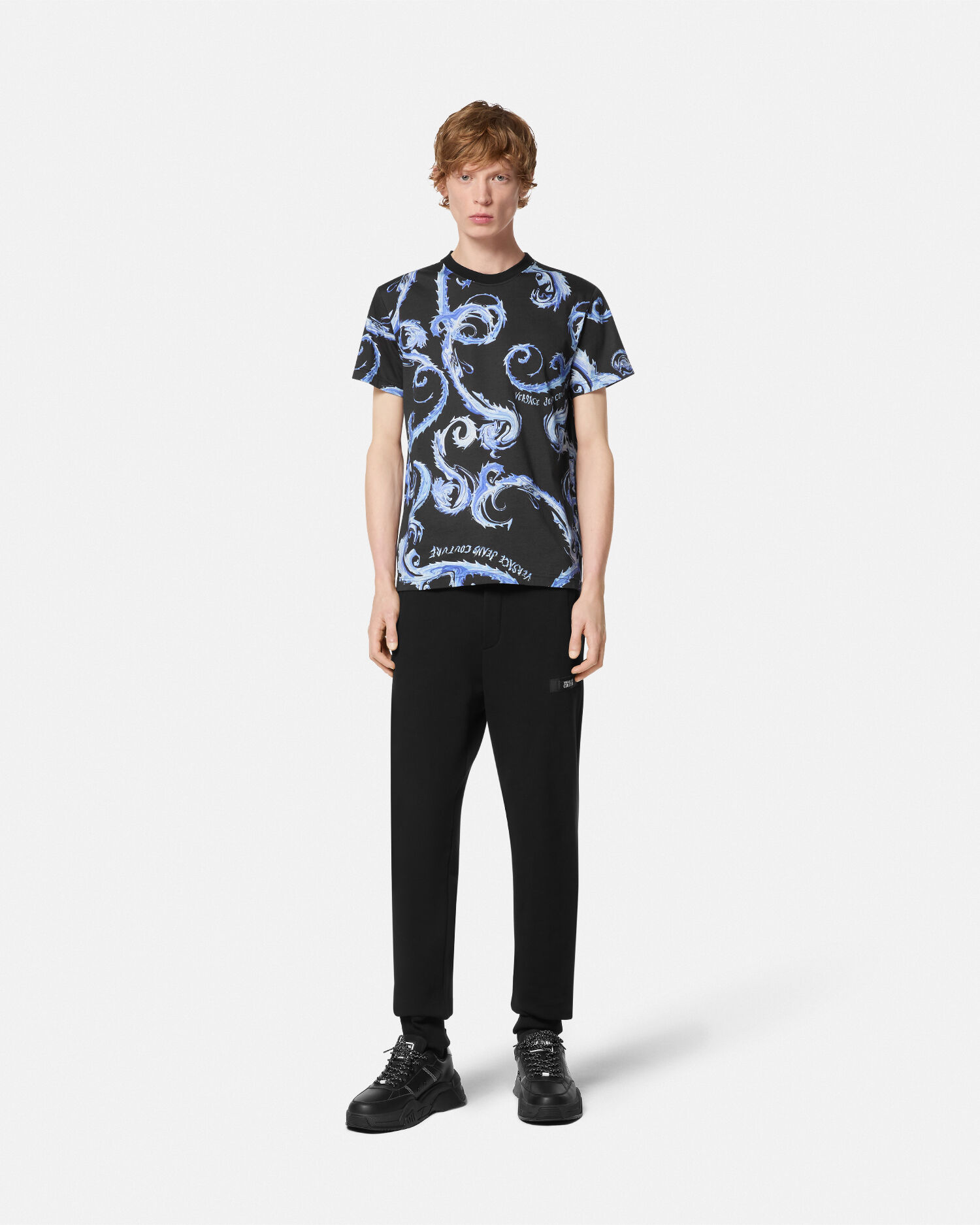 Versace t shirt fit outlet