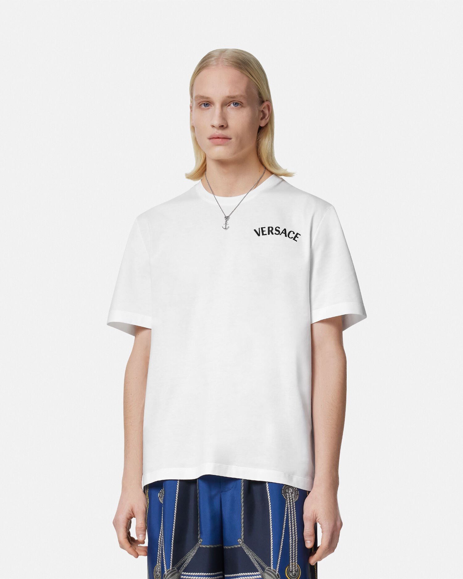 T shirt versace hotsell scritta colorata