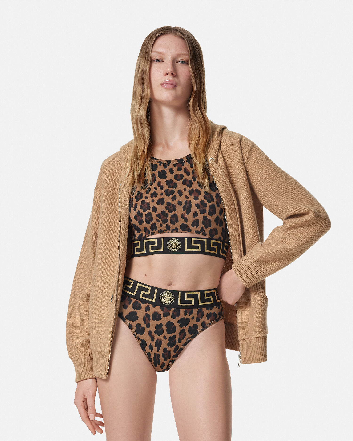 Coleccion Lenceria y Ropa de playa Mujer VERSACE ES
