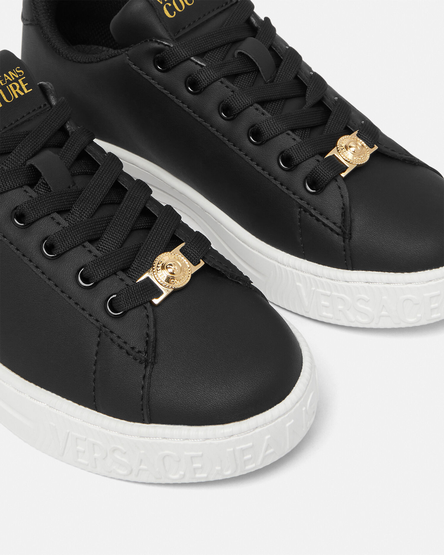 V Emblem Court 88 Sneakers