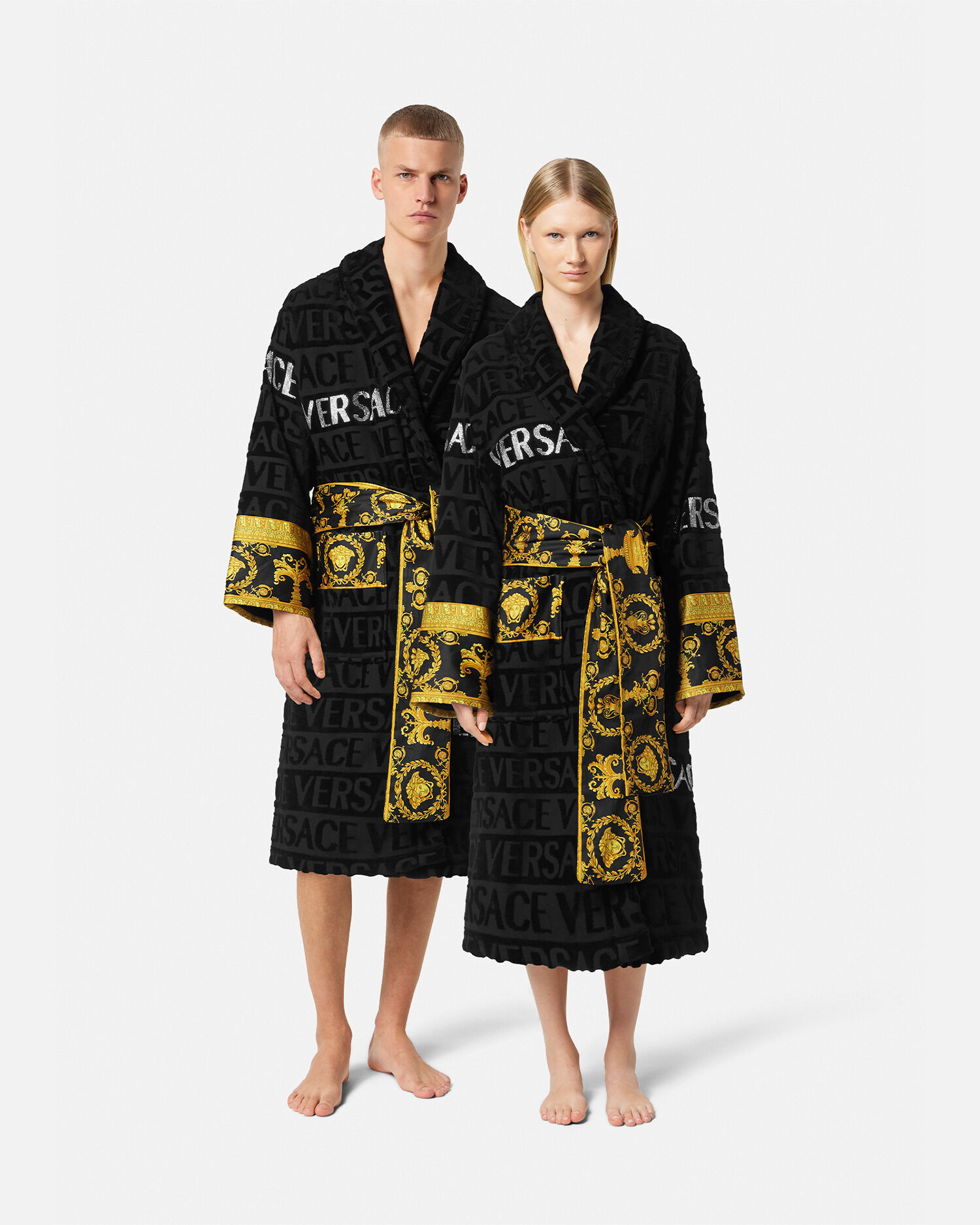 Robe new arrivals noire versace