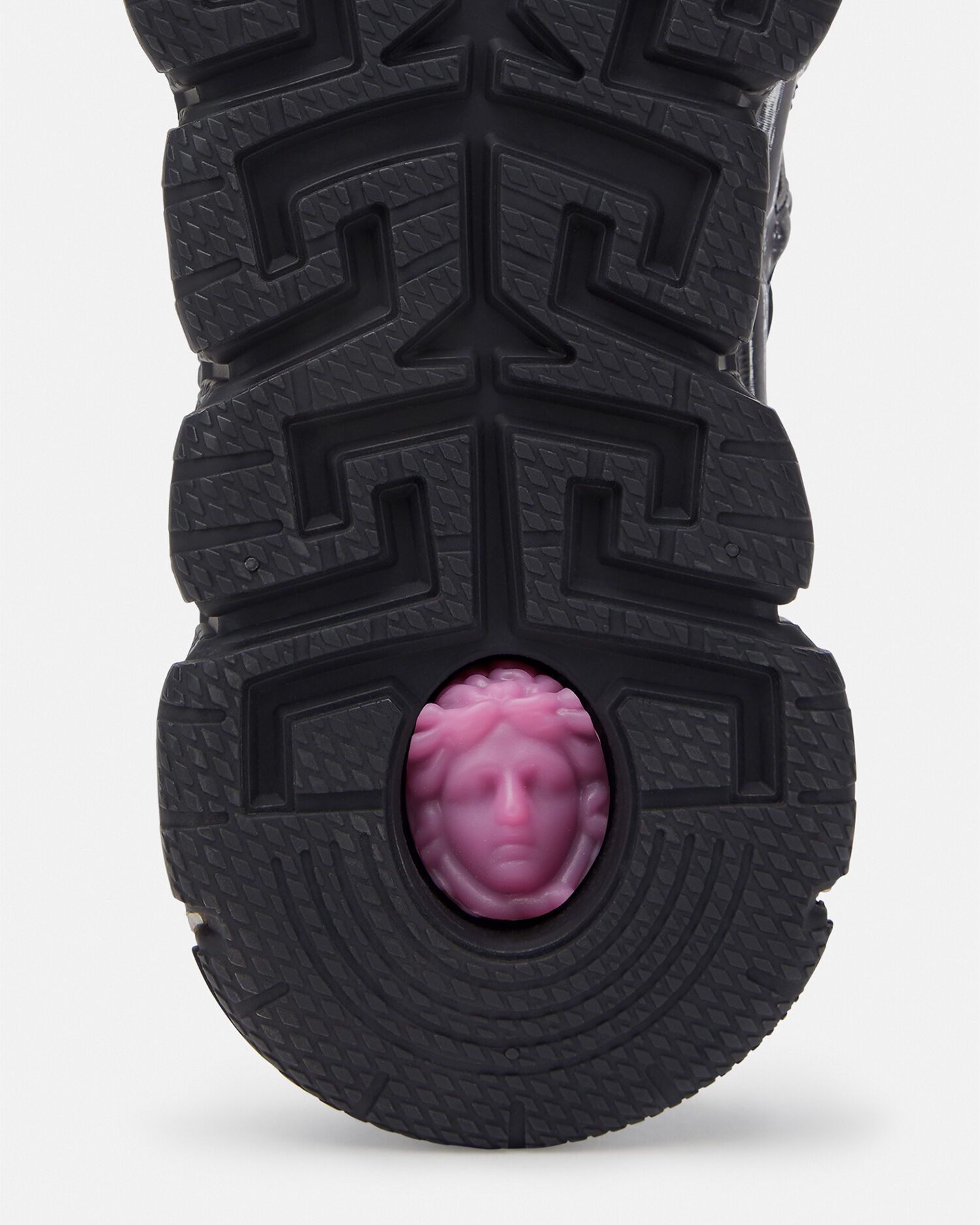 Tenis versace precio new arrivals