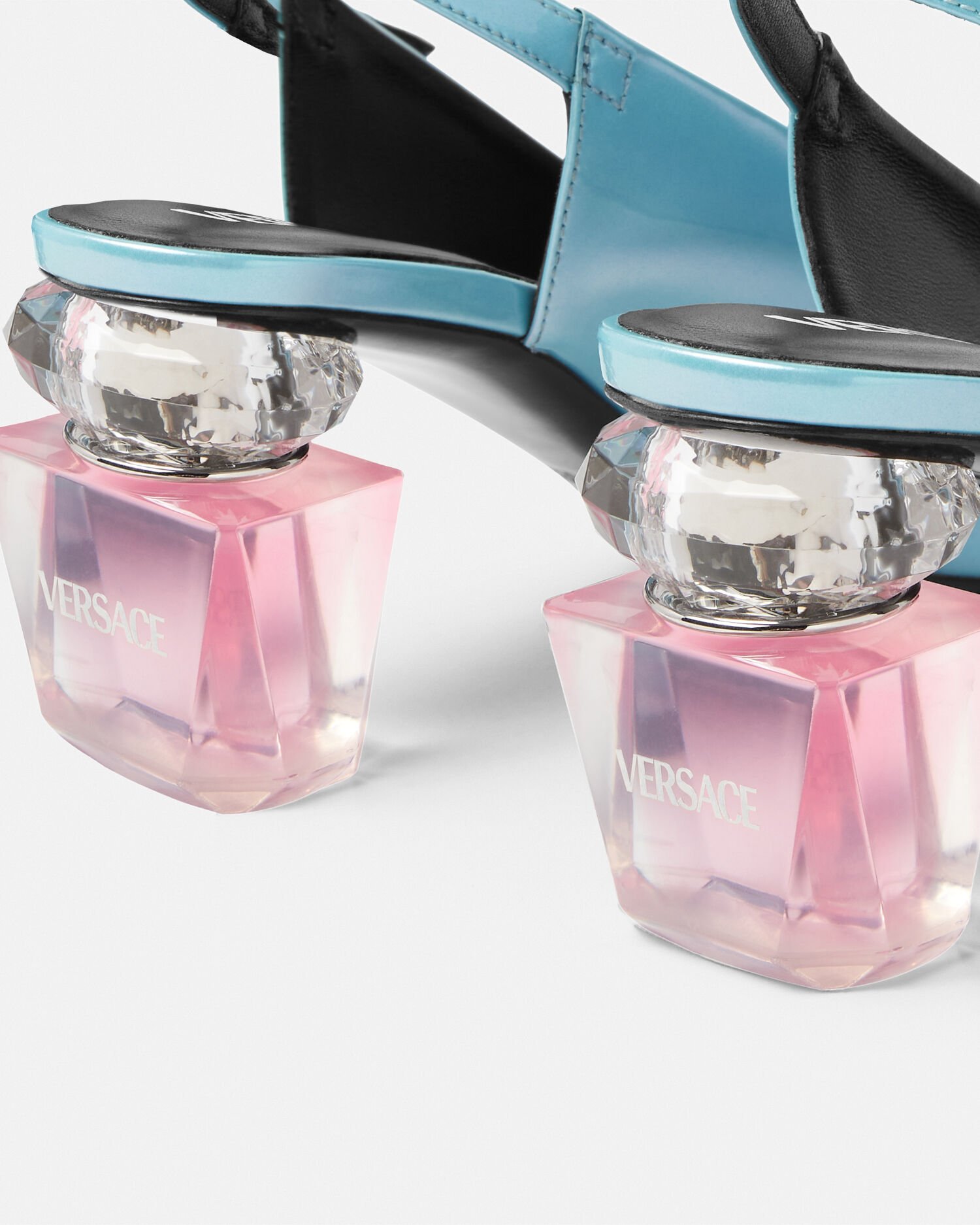 【Versace】Bright Crystal 70 パテントレザーミュール Bright Crystal Patent Mules 70 mm | VERSACE US