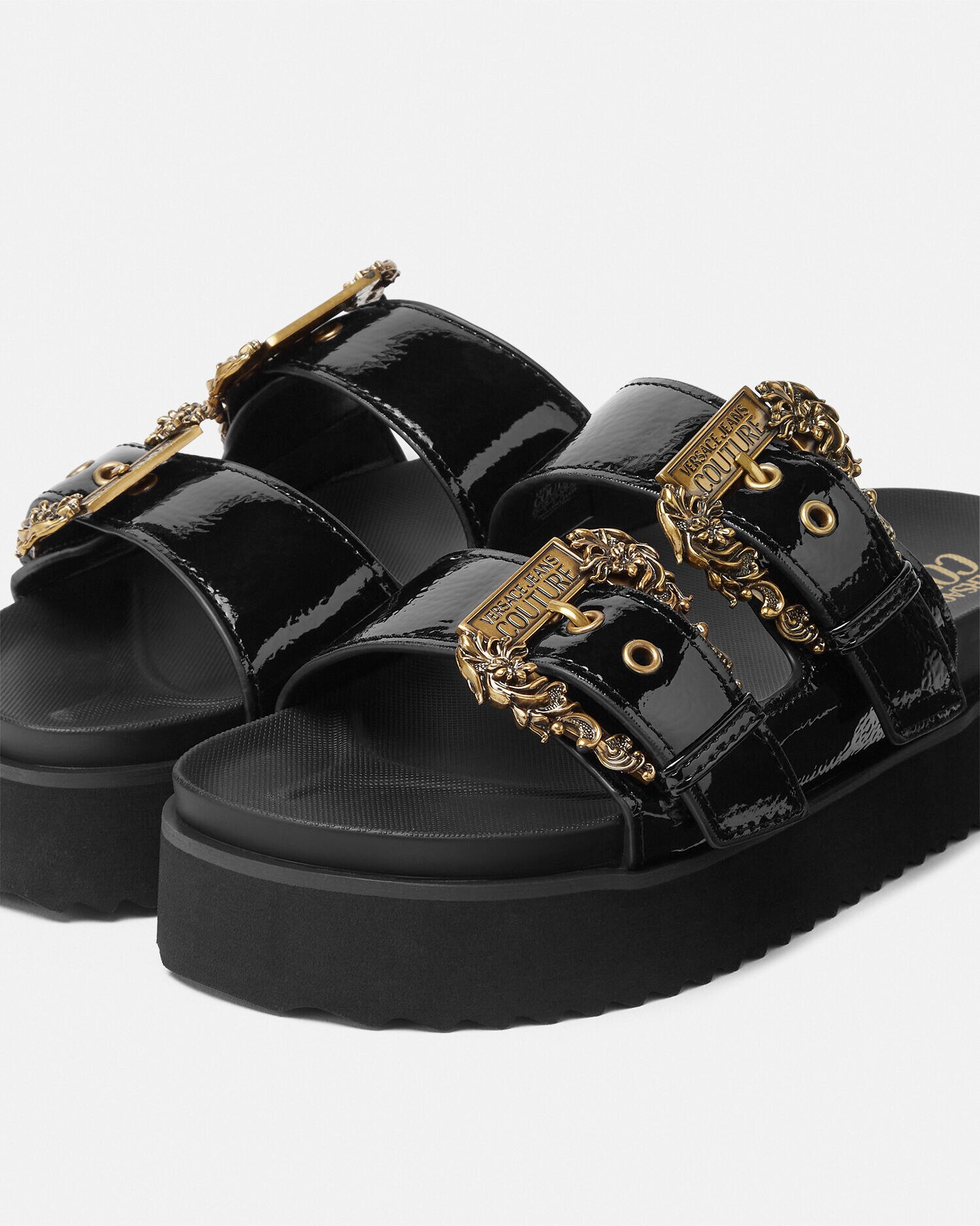 VERSACE｜SANDALS (Baroque Buckle Arizona Sandals (78VA3S Baroque Buckle Arizona Sandals | VERSACE
