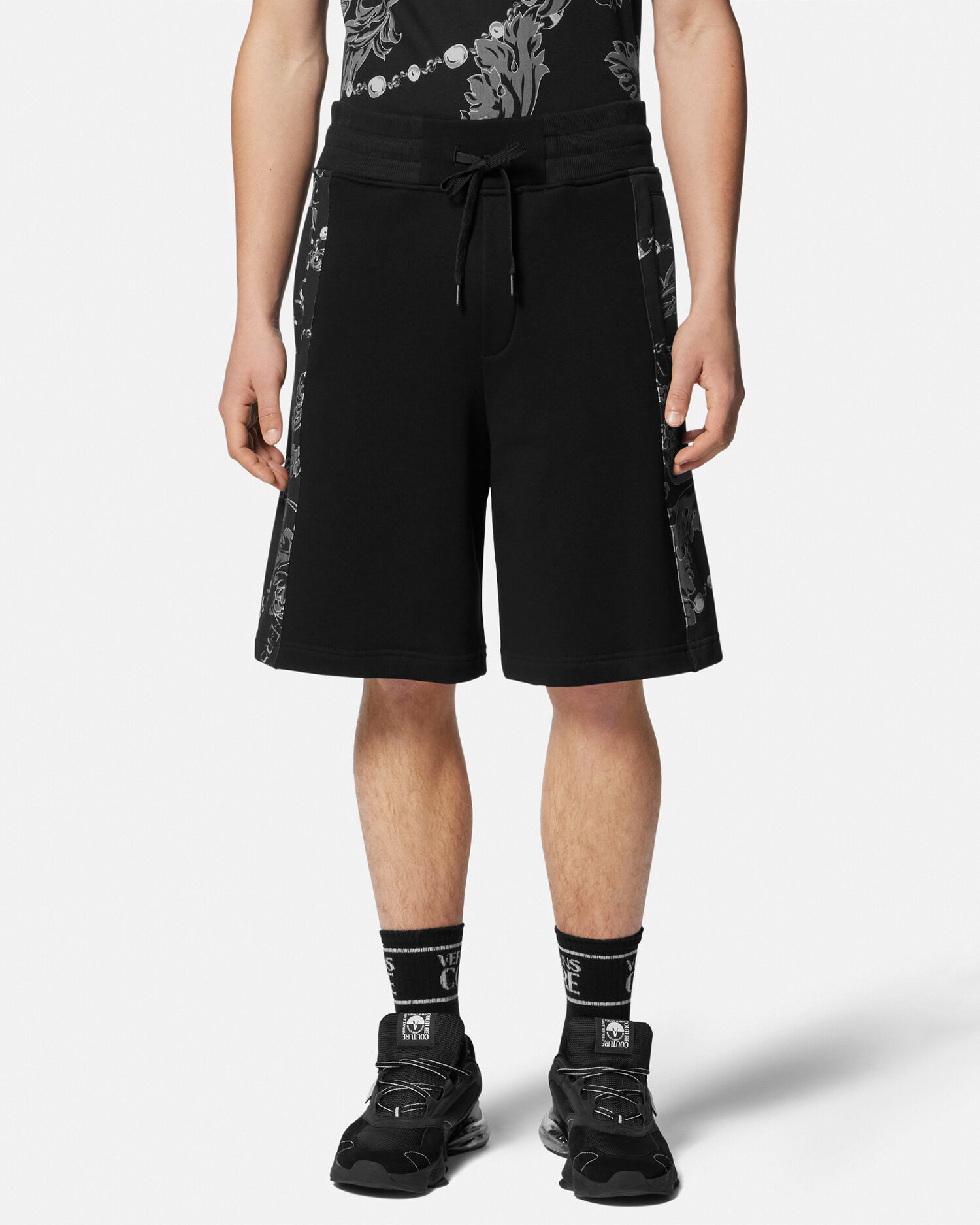 Versace 2025 basketball shorts