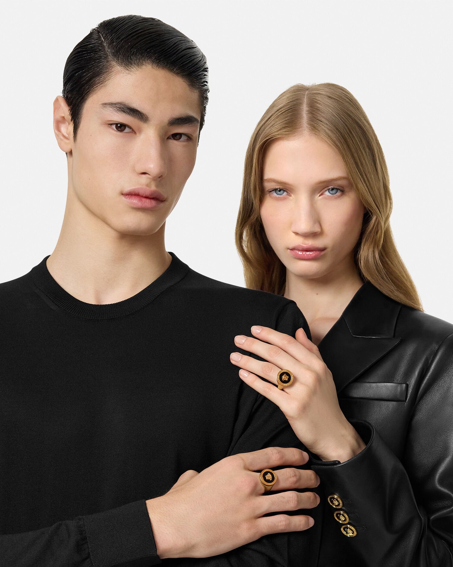 Medusa Ring Gold,Black | VERSACE US