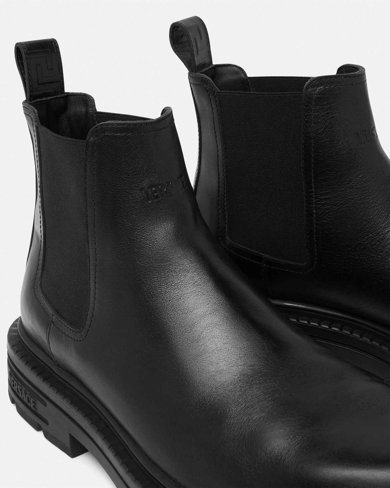 Versace chelsea boots outlet