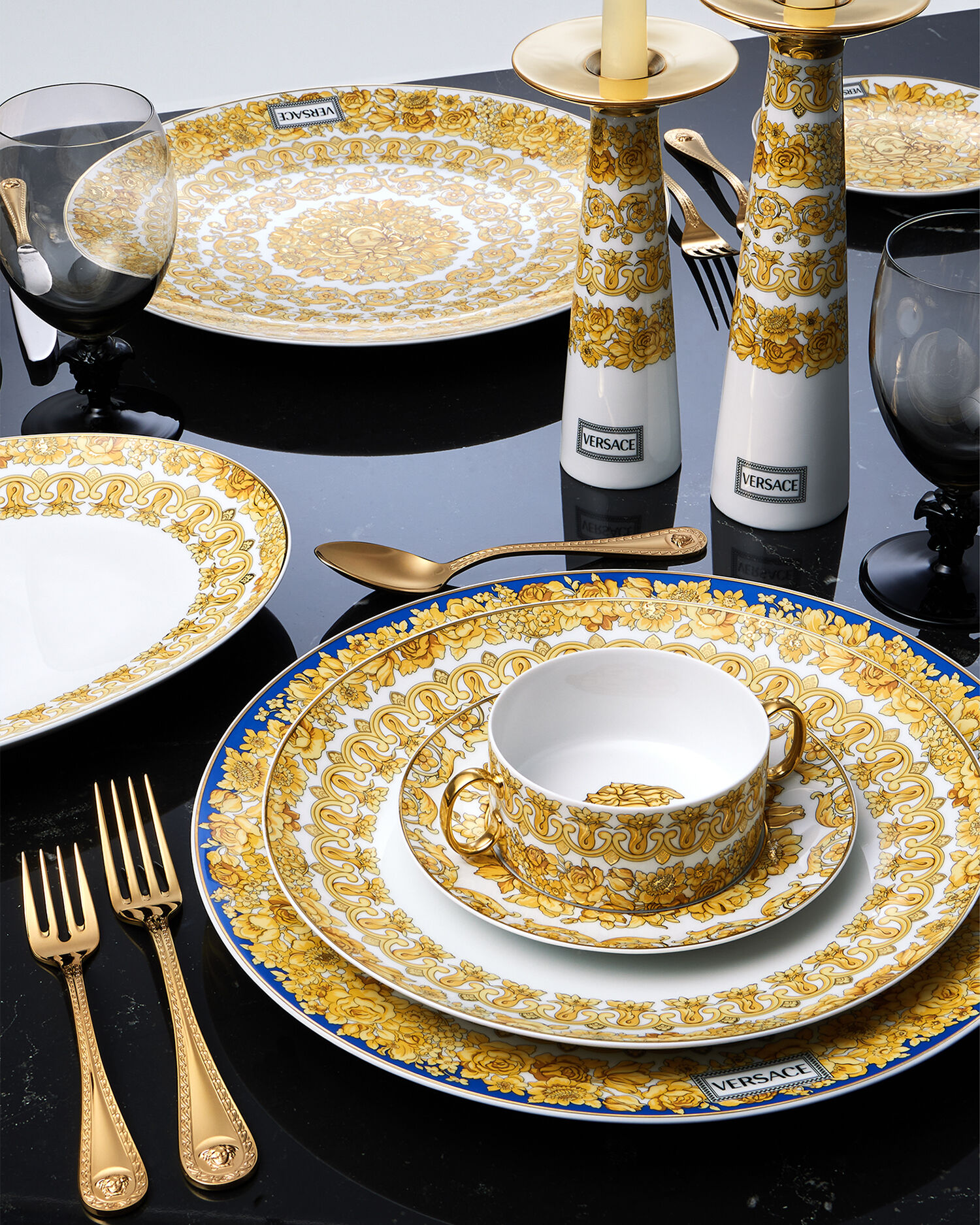 Versace dinner plate clearance