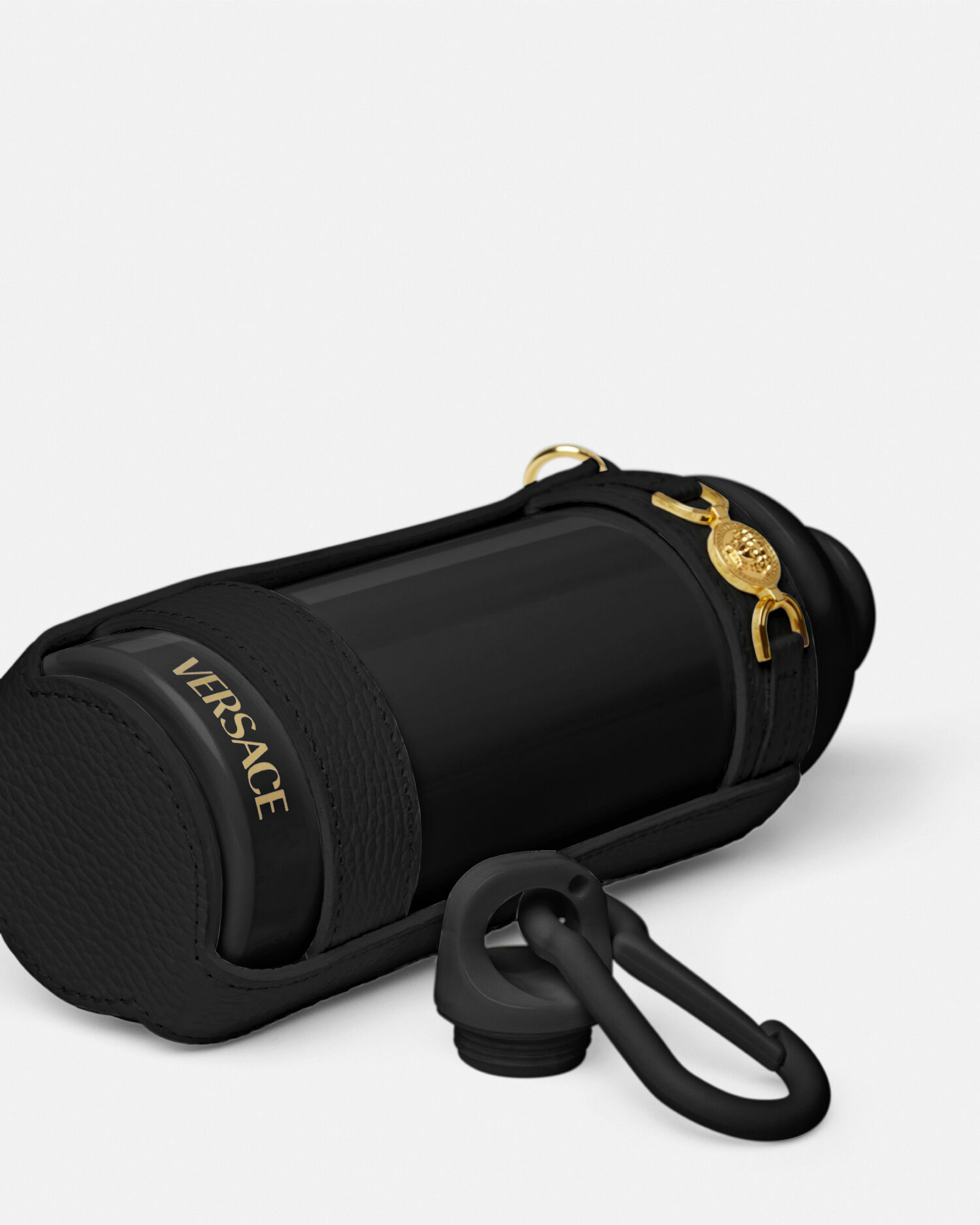 【関税込み】Versace ブラック メドゥーサ '95 ウォーターボトル Medusa '95 Water Bottle Set | VERSACE US