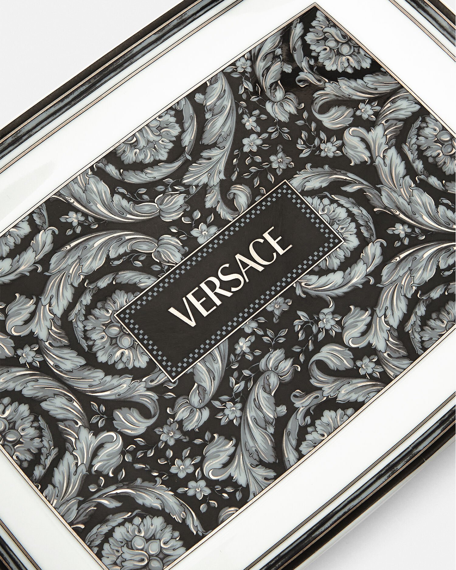 Barocco Haze Rectangular Tray Black,Print | VERSACE US