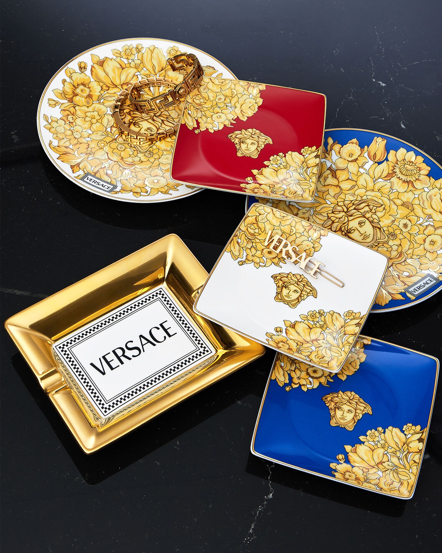 Medusa Rhapsody Small Square Plate 12 cm Print | VERSACE