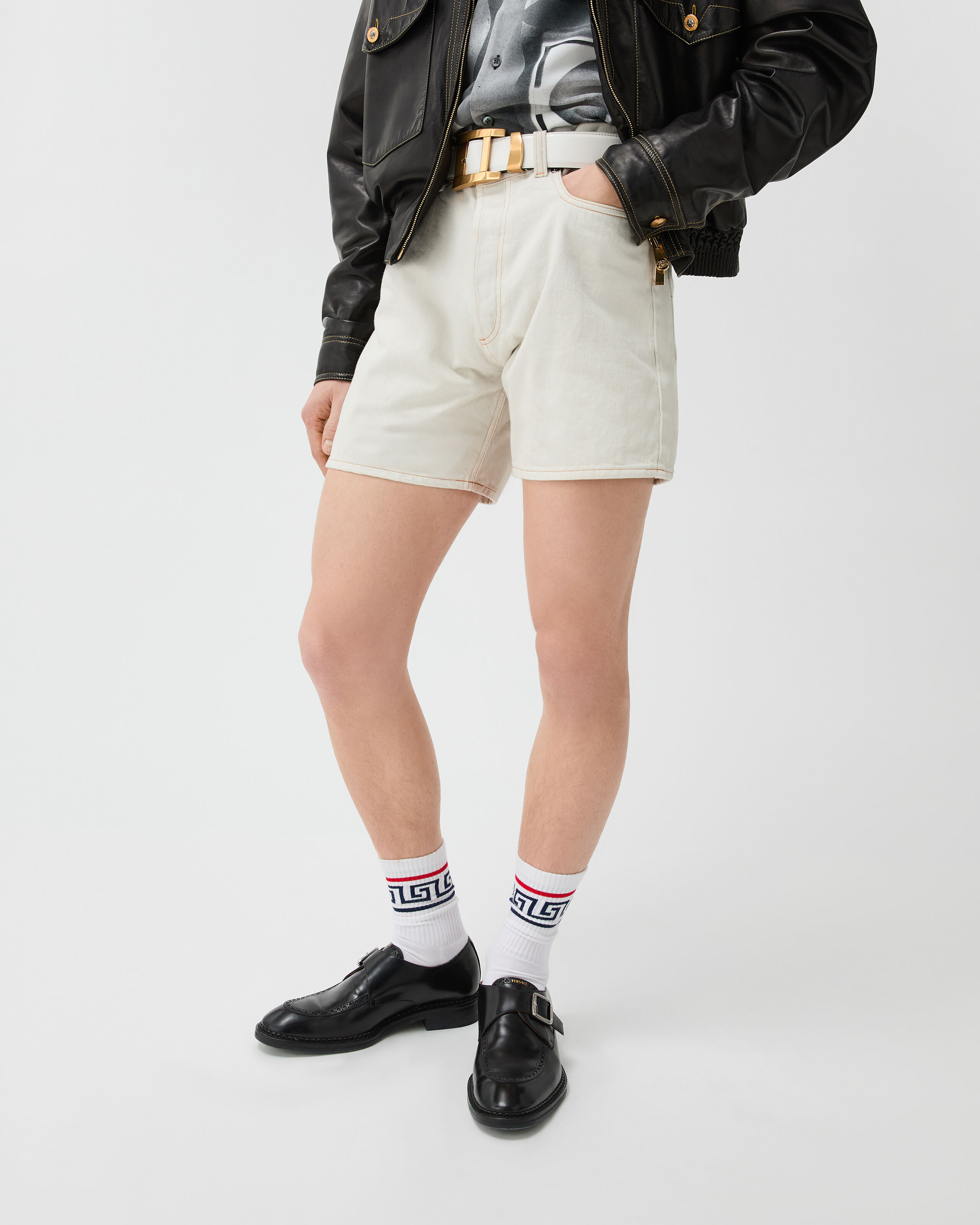 VERSUS VERSACE ショートパンツ　ホワイト×ブラック　25 Denim Shorts White | VERSACE US