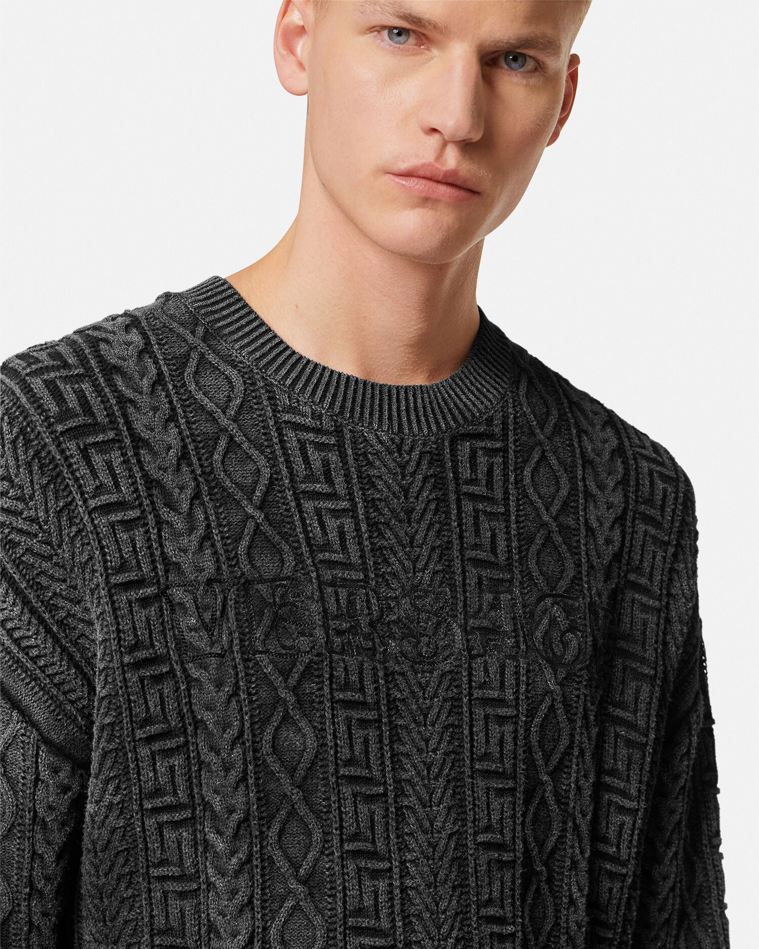 Versace best sale knitted jumper